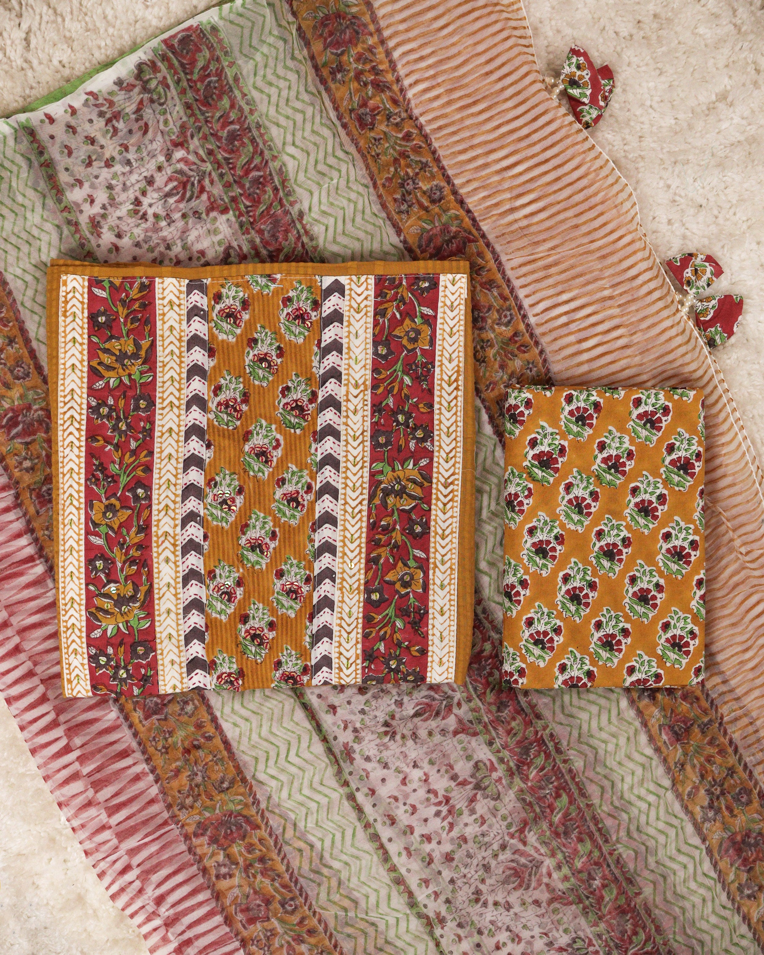 Load image into Gallery viewer, Pure Cotton Unstitched Suit-0848
