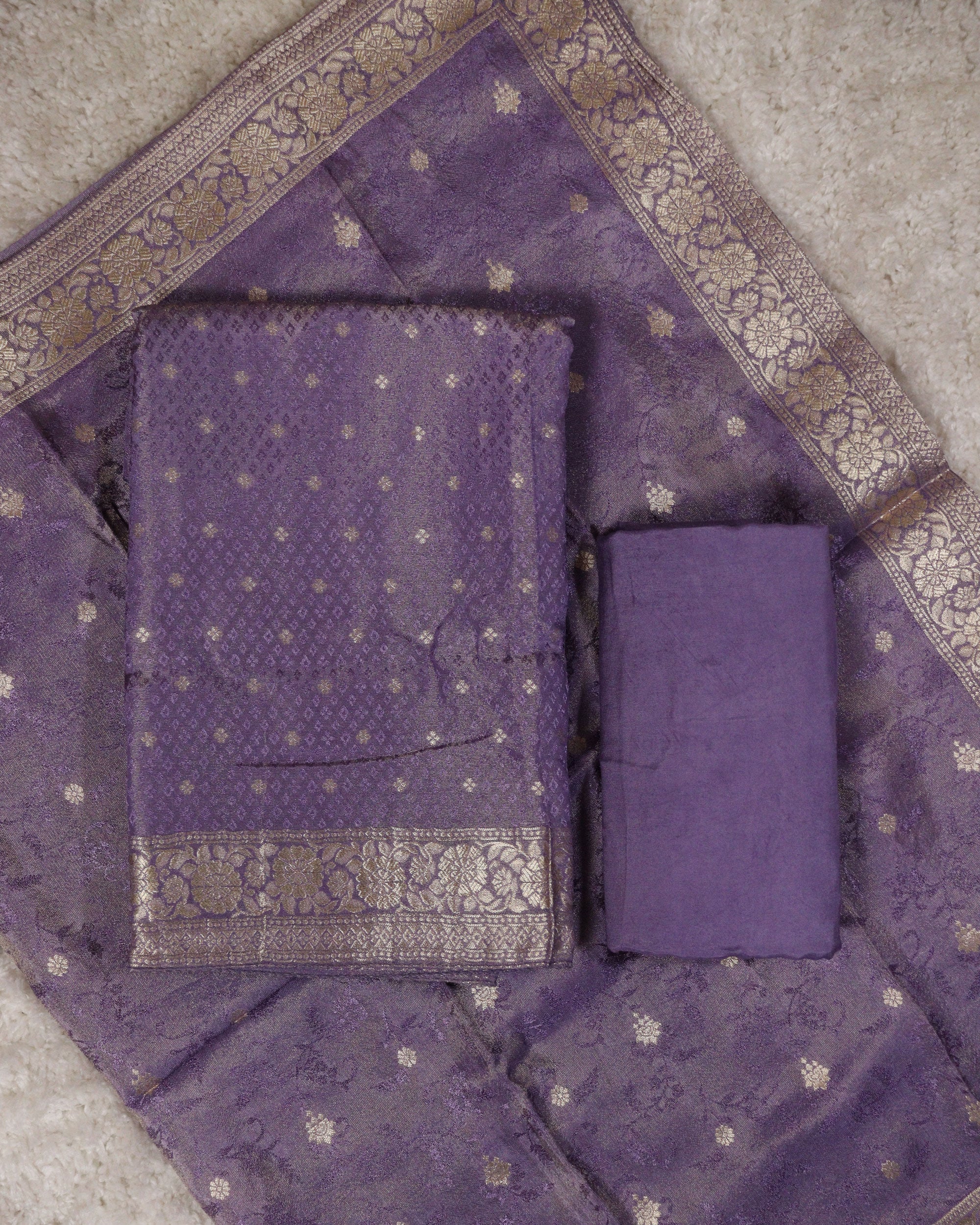 Load image into Gallery viewer, Banarasi Tissue Unstitched Suit-1199
