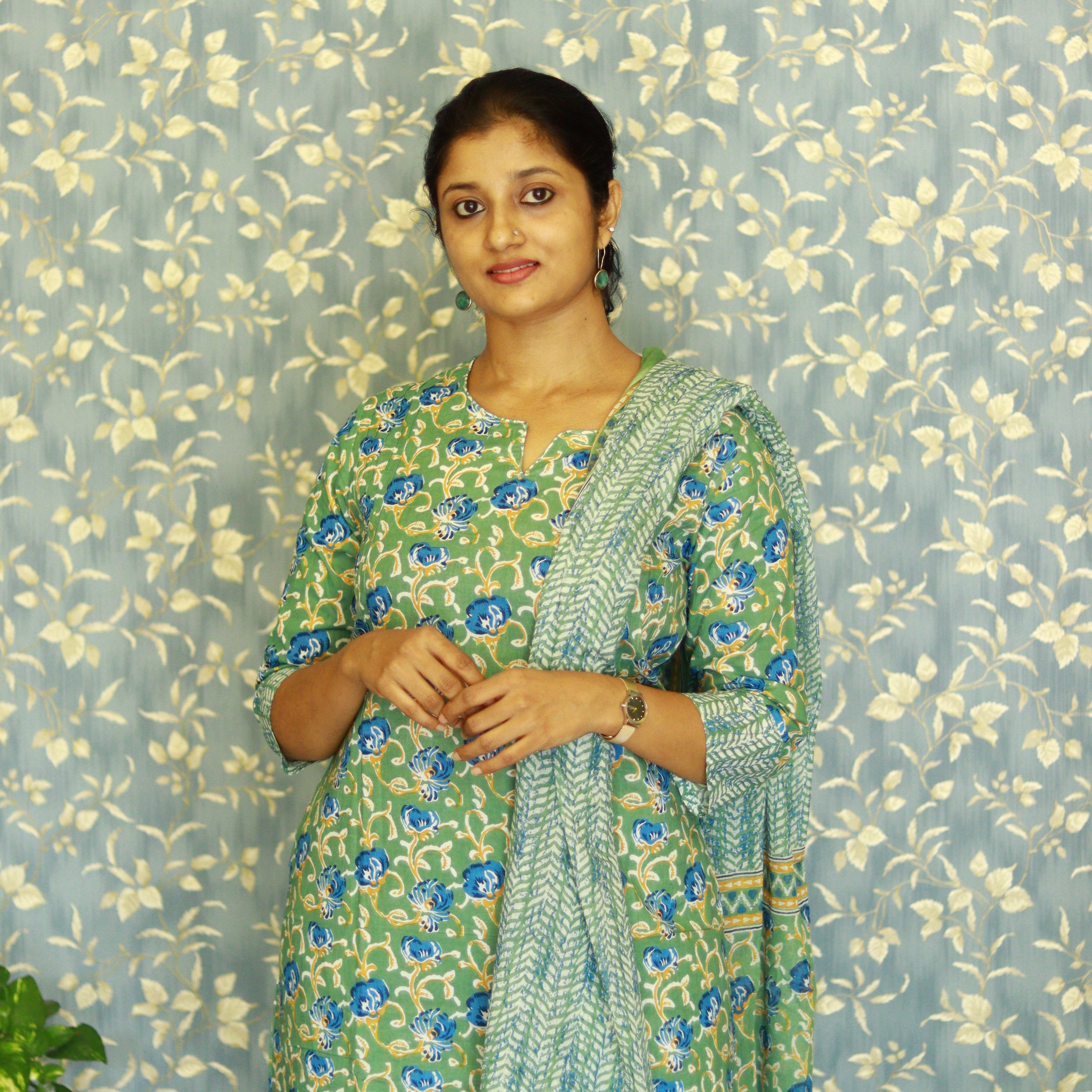 Load image into Gallery viewer, Deep Seige Green Pure cotton Suit-2810
