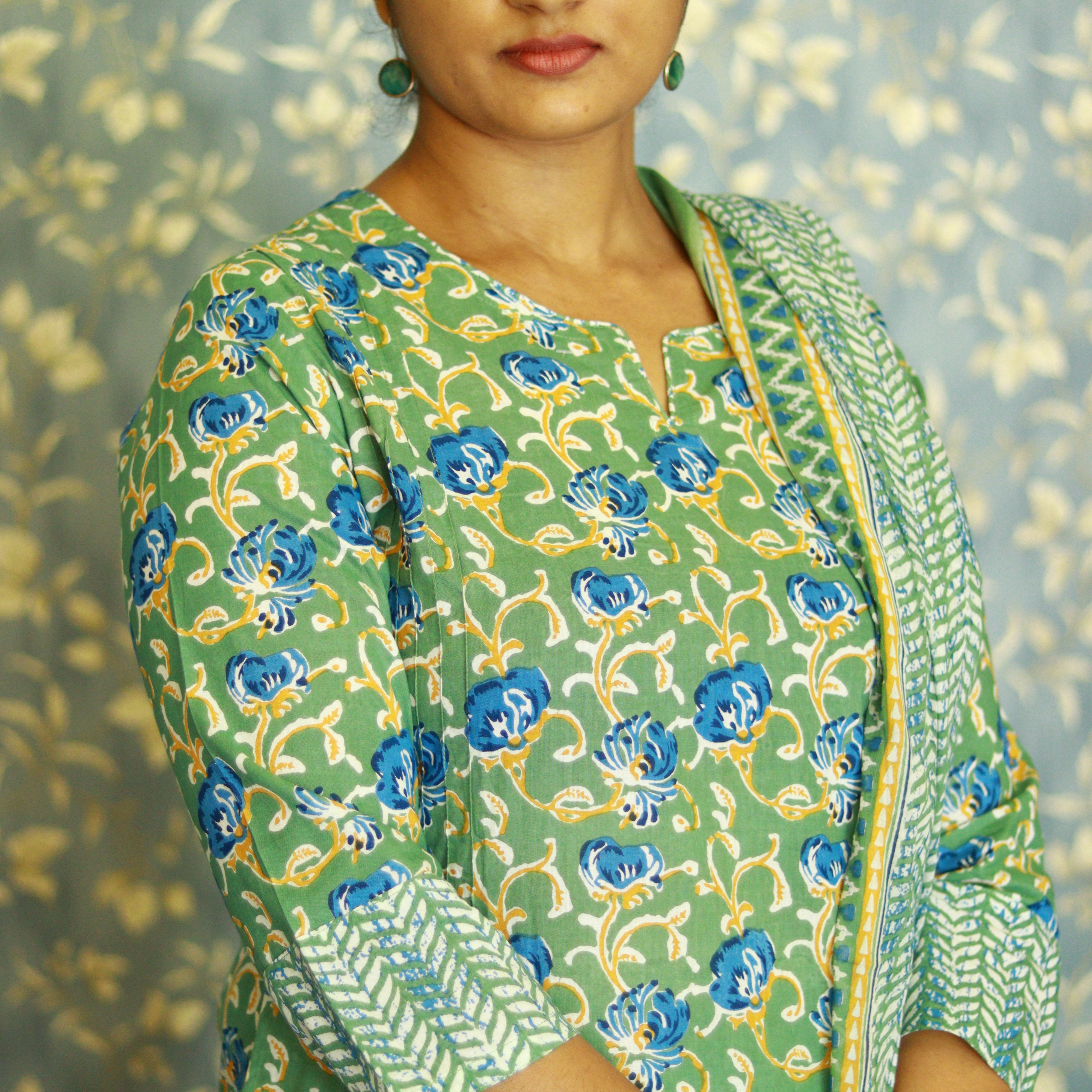 Load image into Gallery viewer, Deep Seige Green Pure cotton Suit-2810
