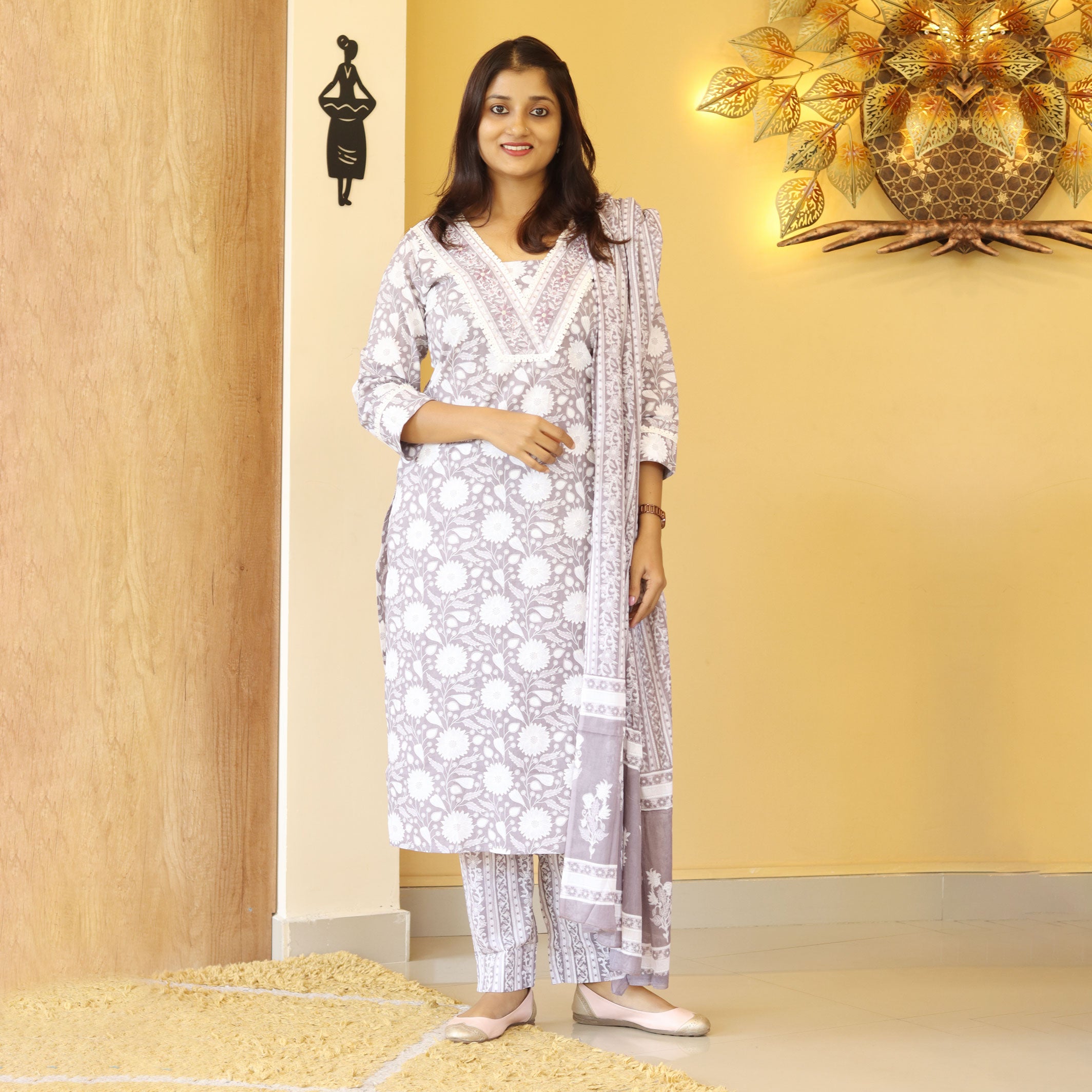 Load image into Gallery viewer, Pure Cotton Kurti Set-4348
