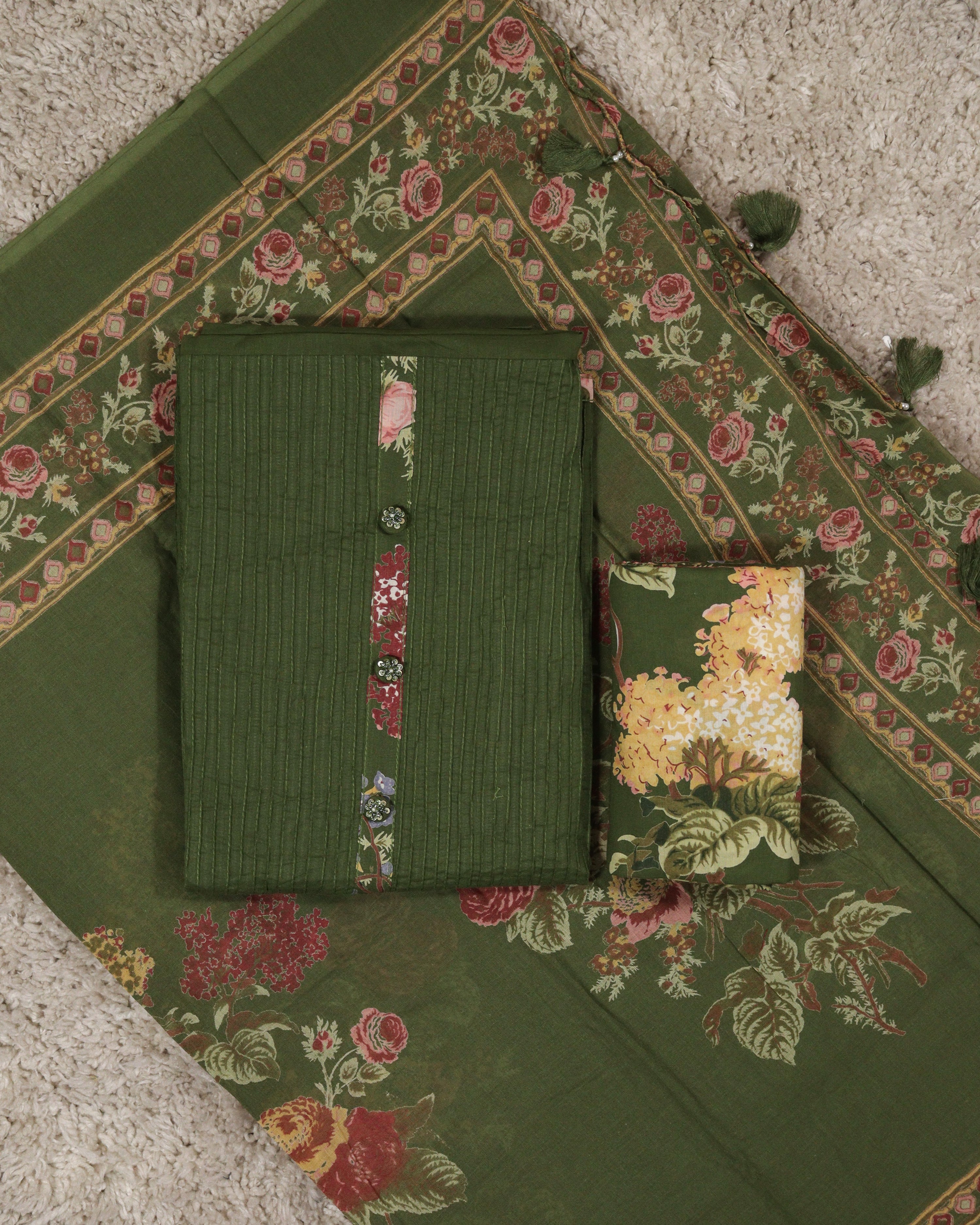 Load image into Gallery viewer, Cotton Unstitched Suit
