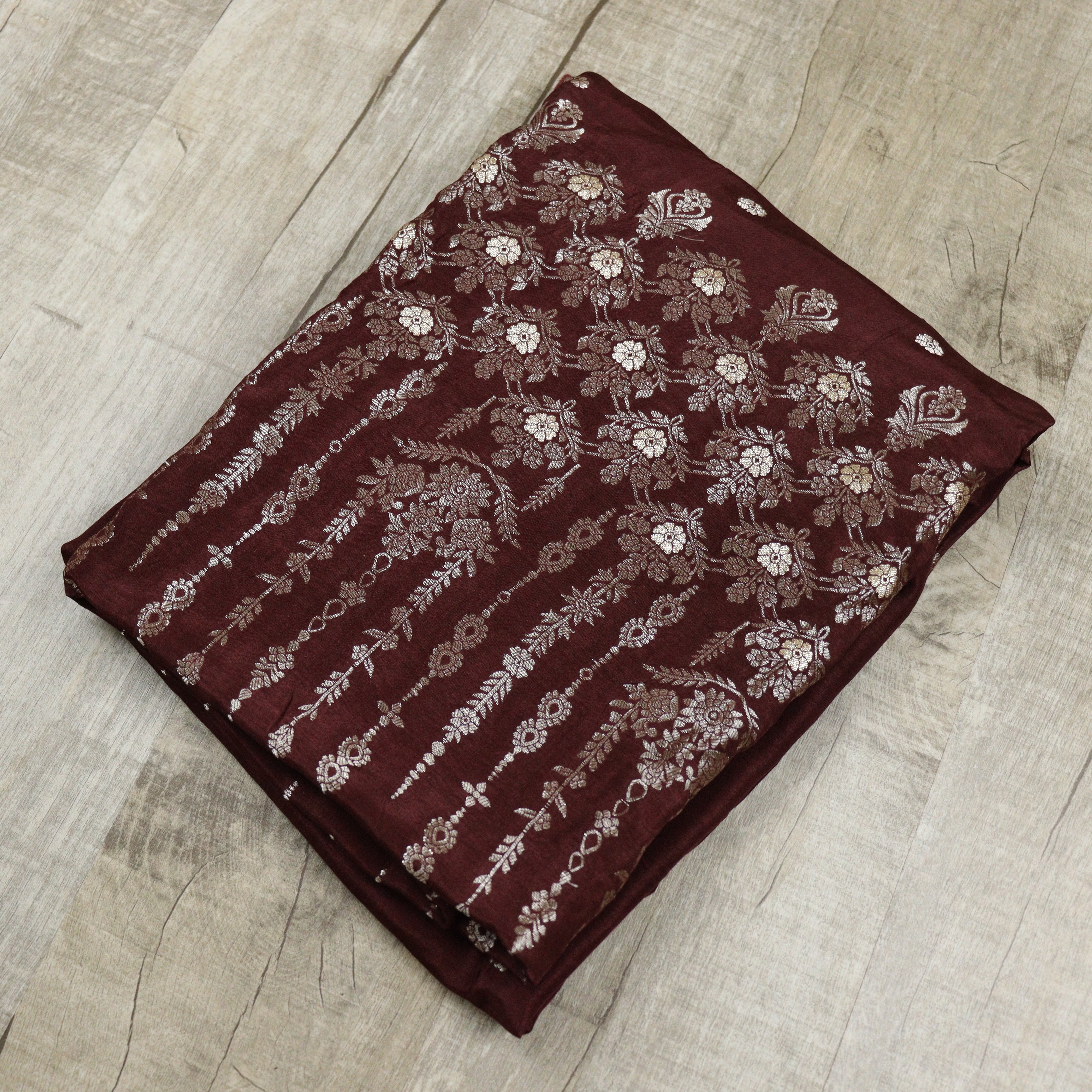 Load image into Gallery viewer, Wine Colour Pure Banarasi Suit-3514
