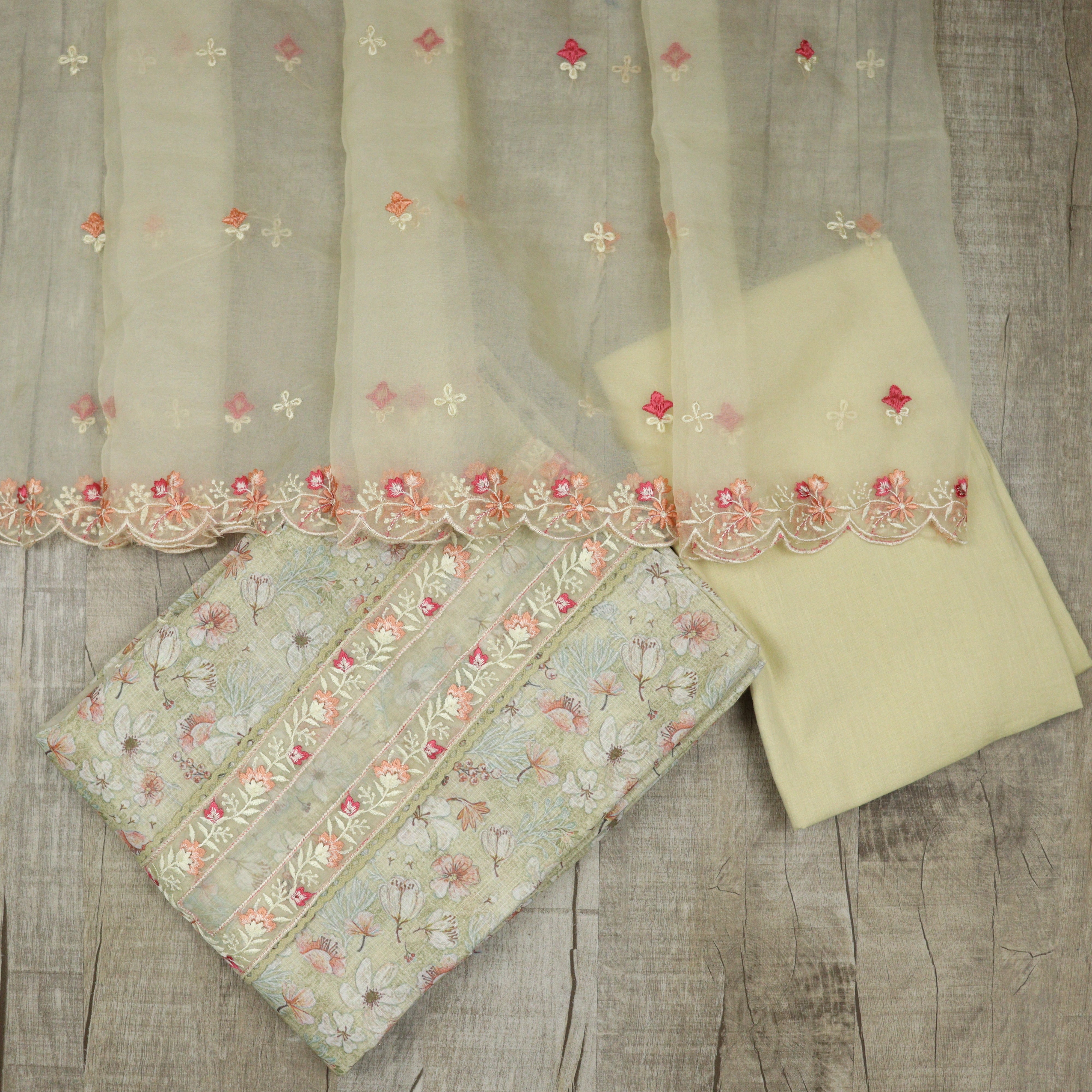 Load image into Gallery viewer, Pale Yellow Linen Cotton Suit - 3513
