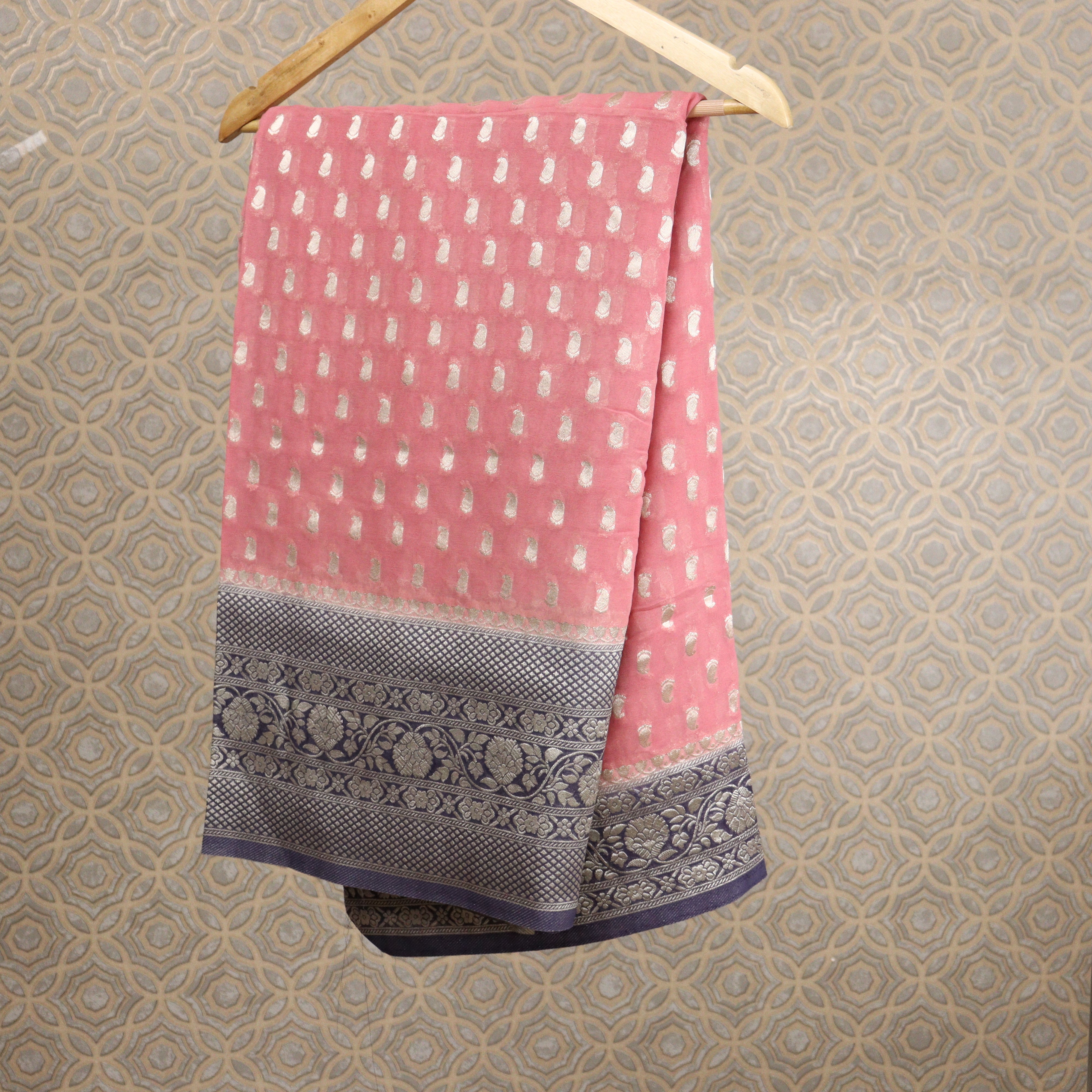 Load image into Gallery viewer, Banarasi Weaved Khaddi Georgette Saree- 3559
