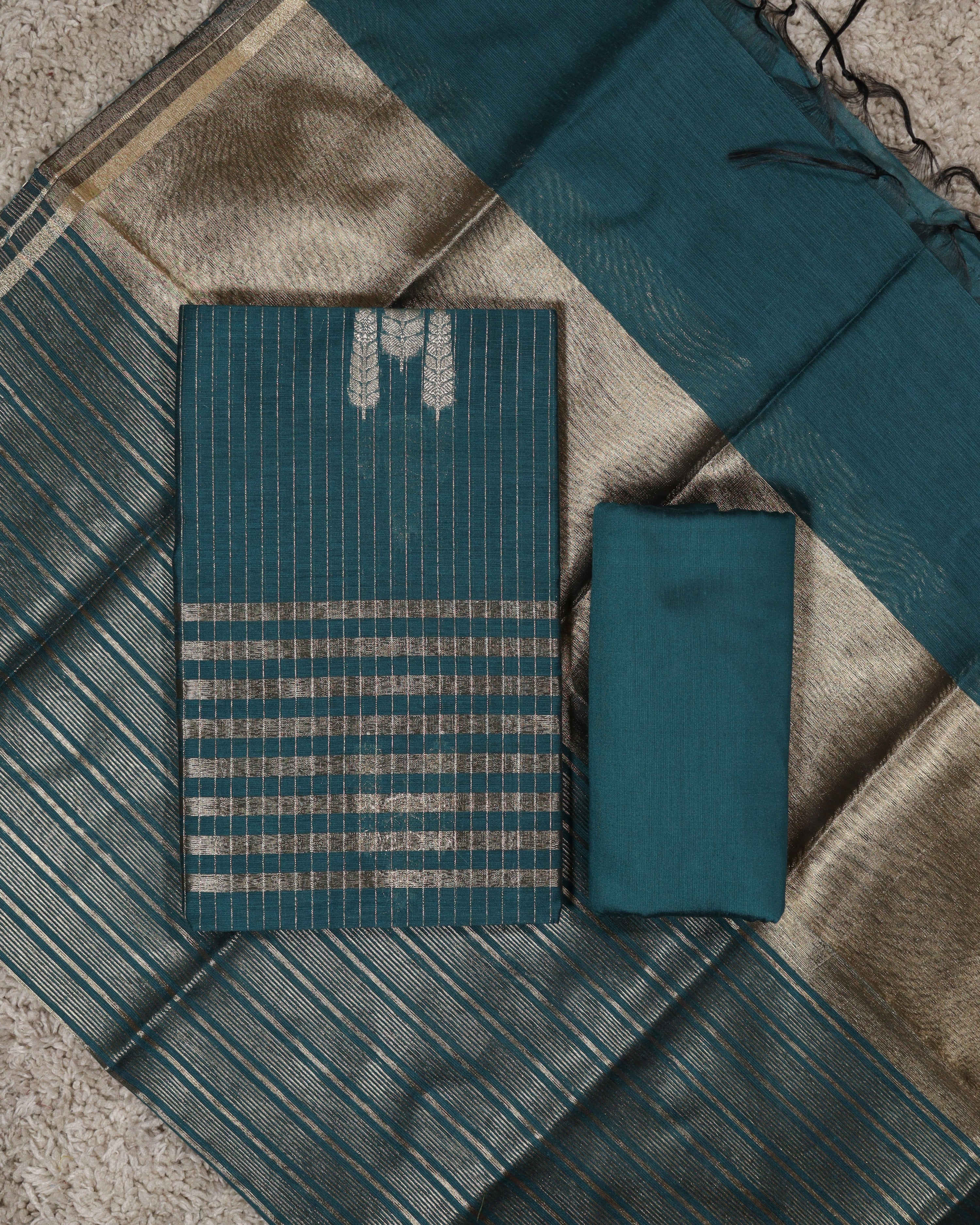 Load image into Gallery viewer, Cotton Silk Unstitched Suit-6499
