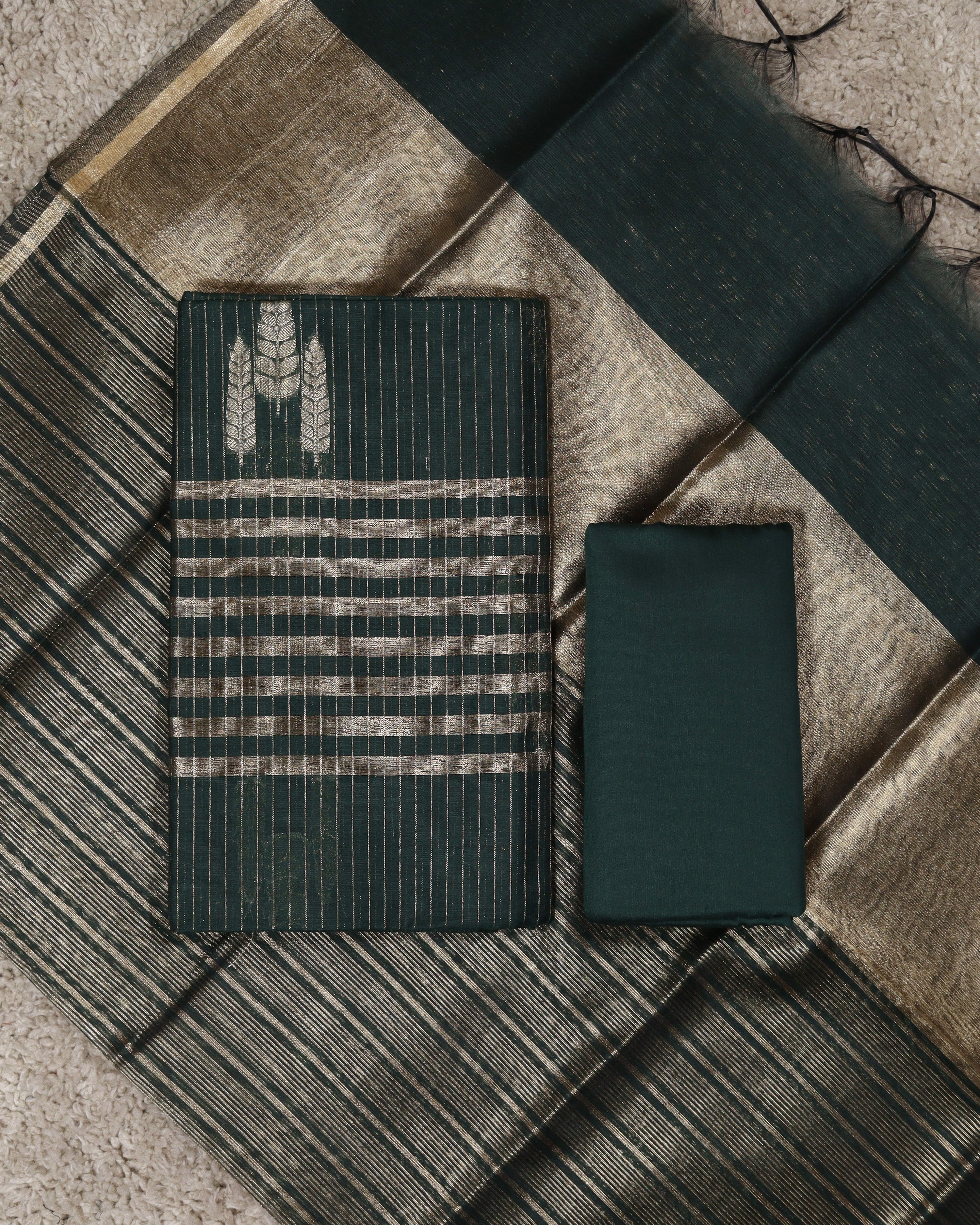 Load image into Gallery viewer, Cotton Silk Unstitched Suit-6499
