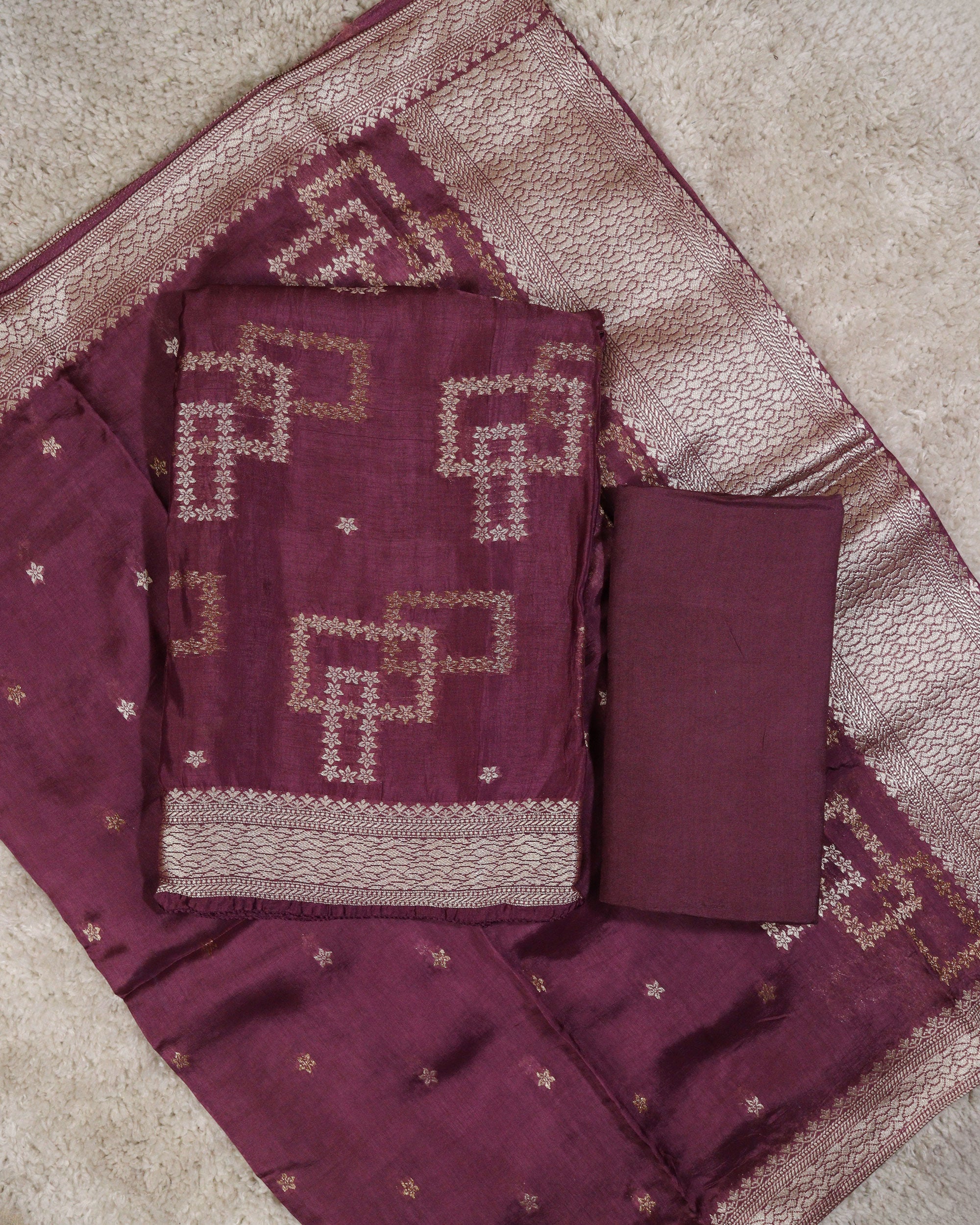 Load image into Gallery viewer, Banarasi Unstitched Suit - 2392
