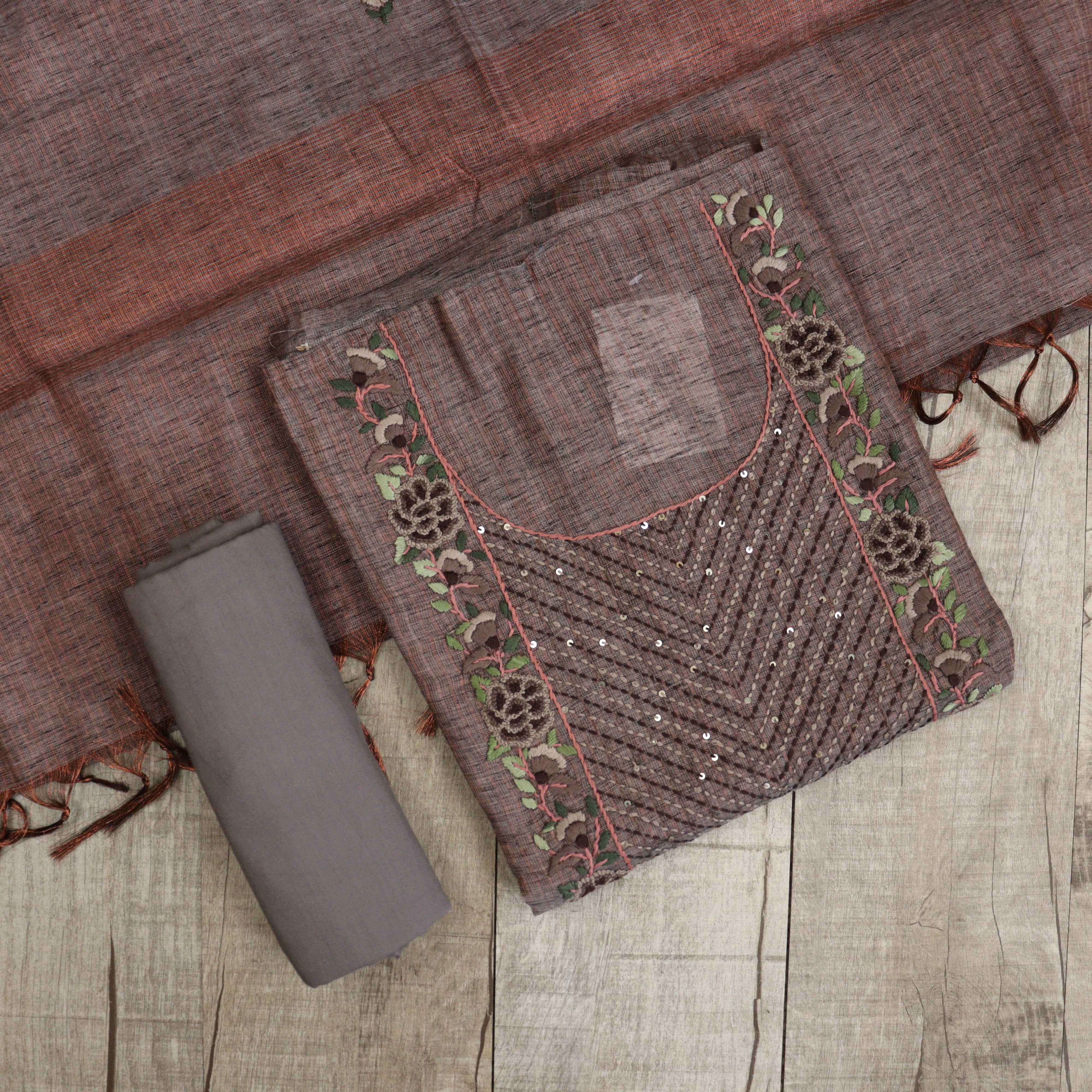 Load image into Gallery viewer, Tissue Linen Hand-Embroidery Suit-3602
