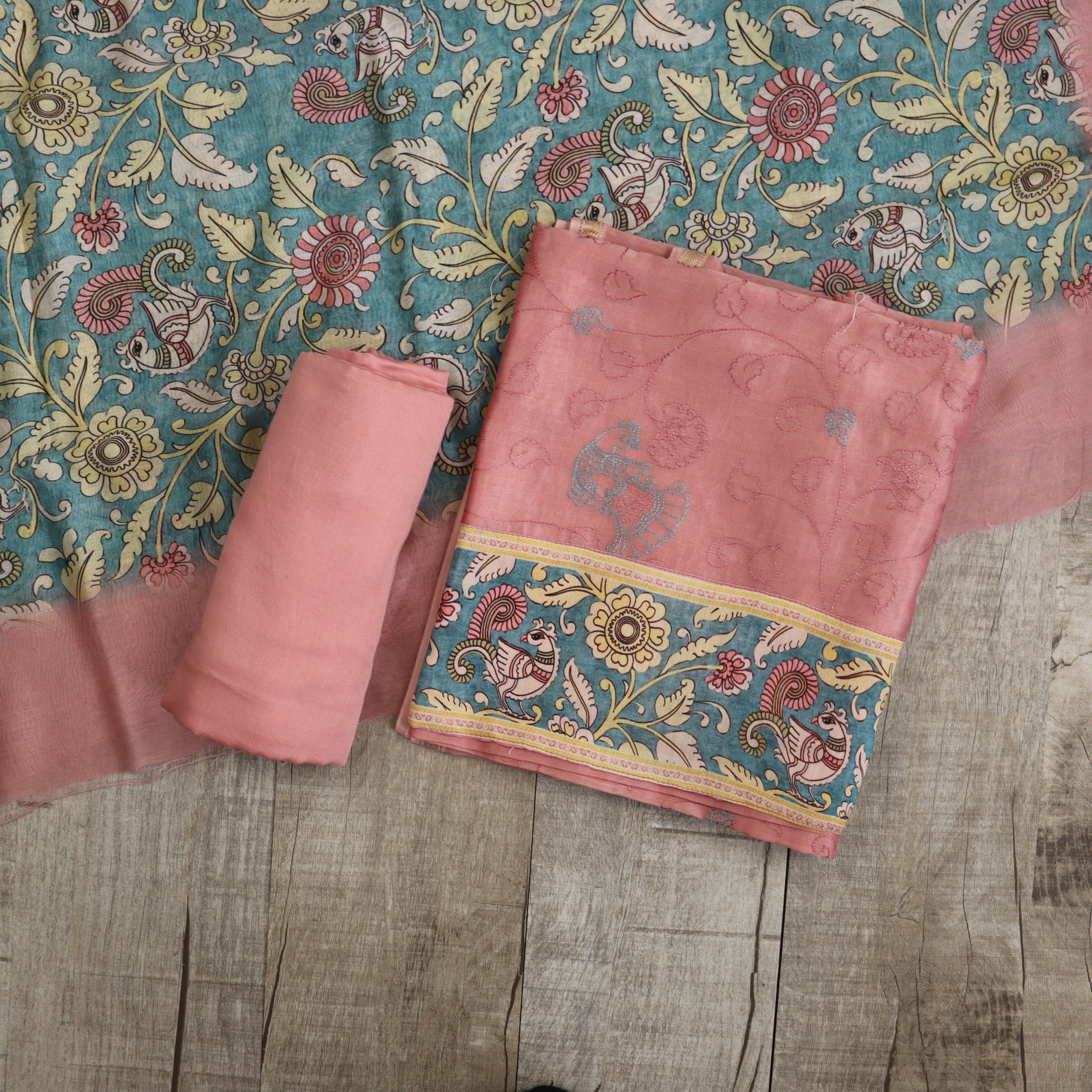 Load image into Gallery viewer, Pure Maheswari Silk Suit-3600
