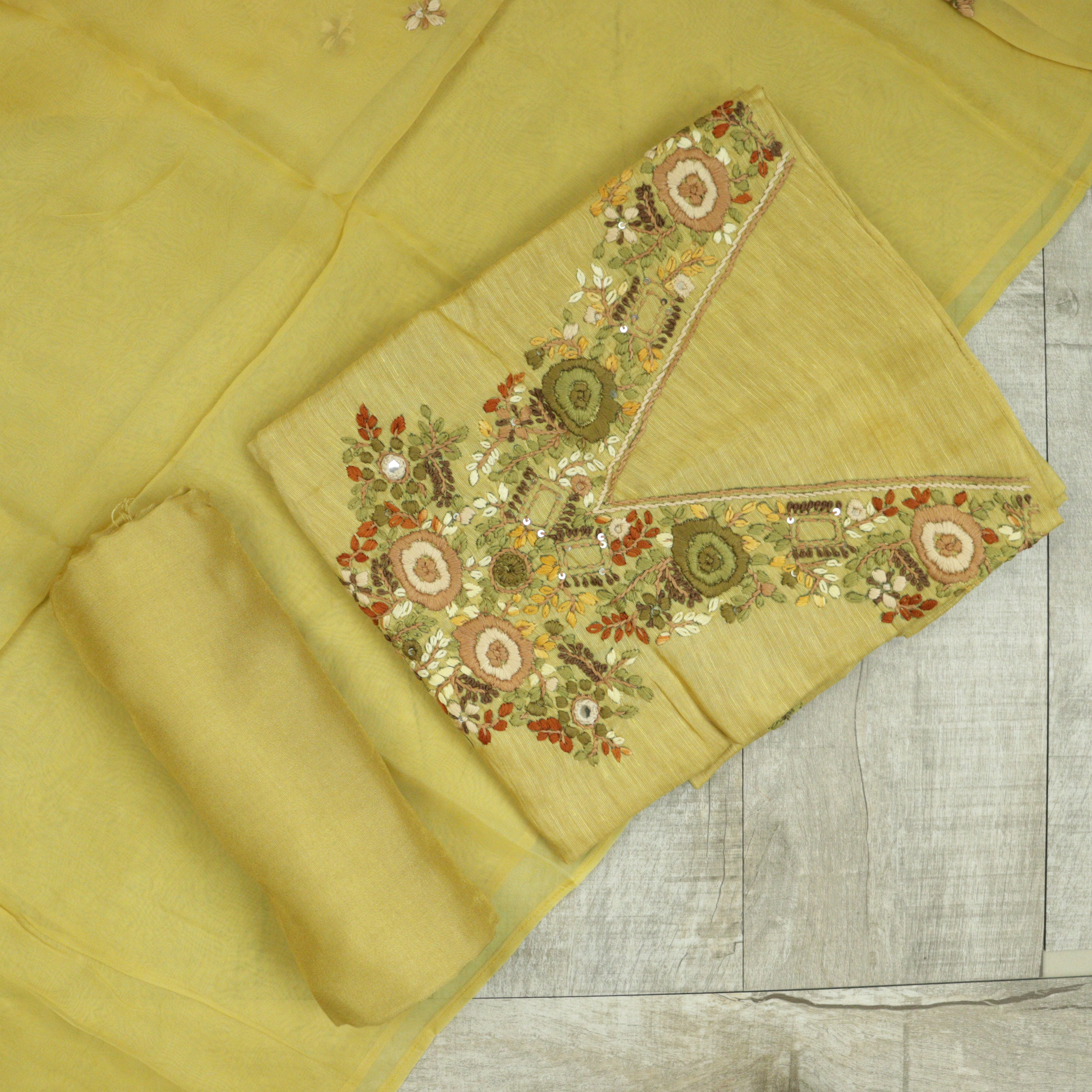 Load image into Gallery viewer, Pure Linen Silk Hand Embroidery Suit-3655
