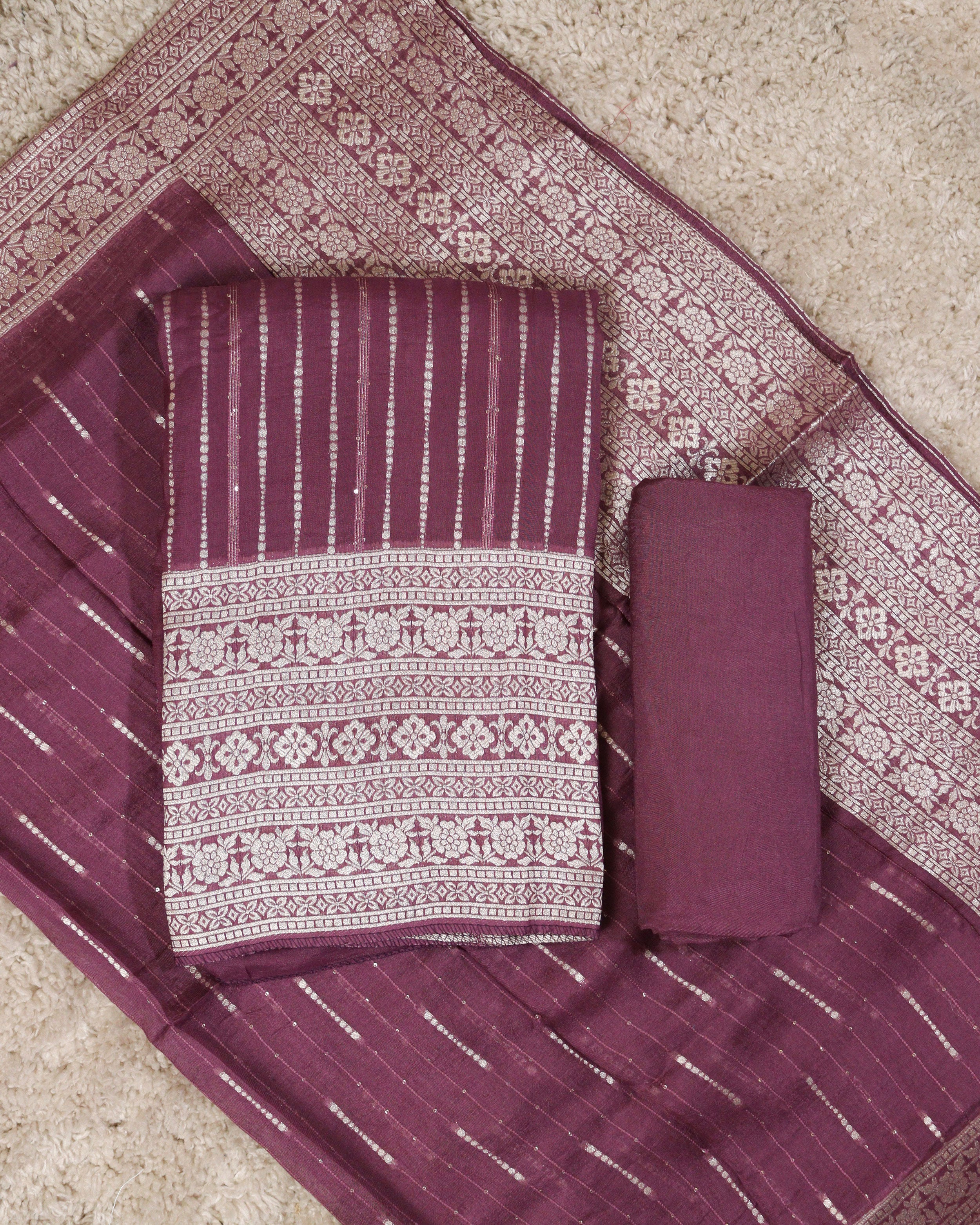 Load image into Gallery viewer, Crepe Georgette Banarasi Unstitched Suit-3033
