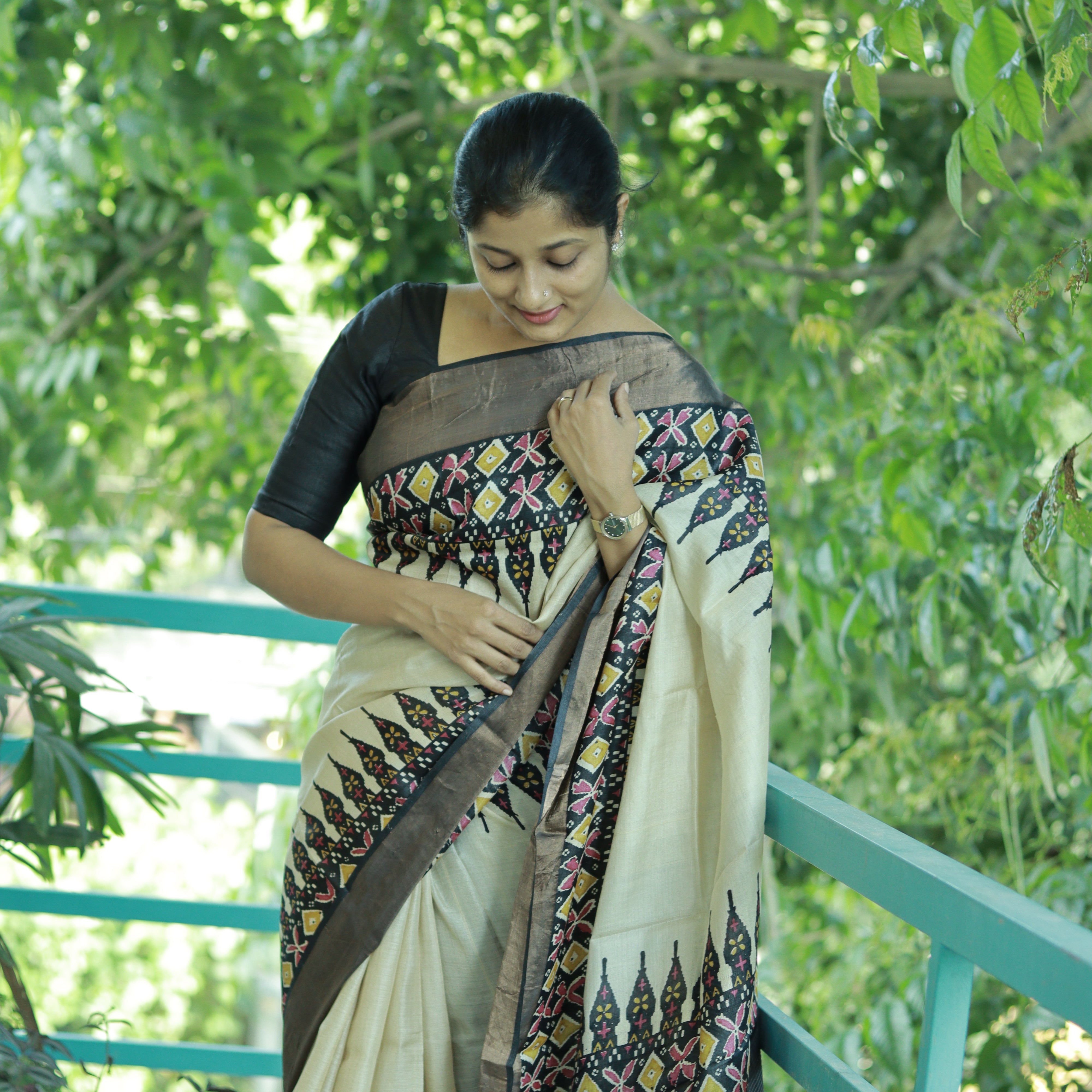 Load image into Gallery viewer, Hand-Block Printed Tussar Silk Saree-3540 Pre-Booking
