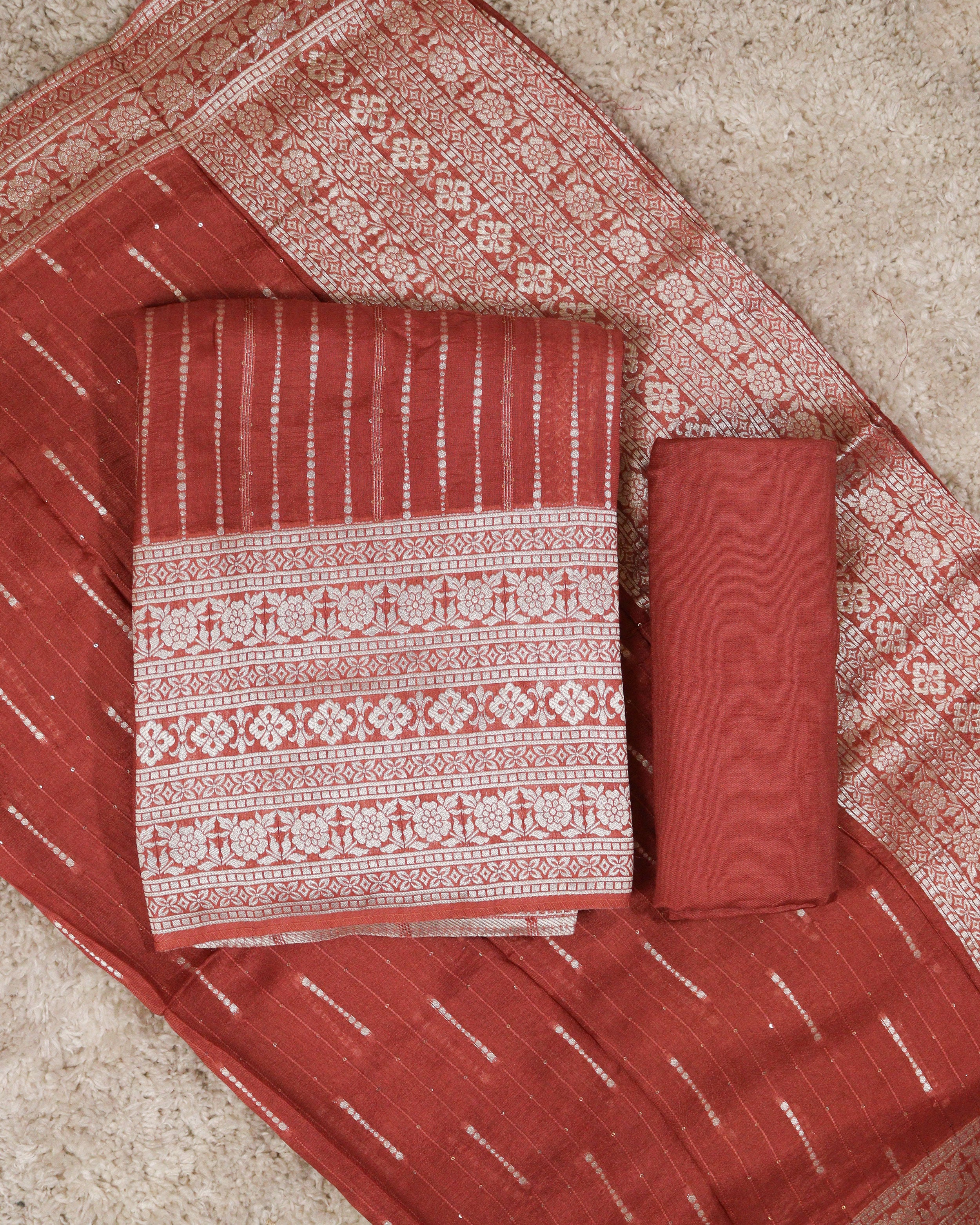 Load image into Gallery viewer, Crepe Georgette Banarasi Unstitched Suit-3033
