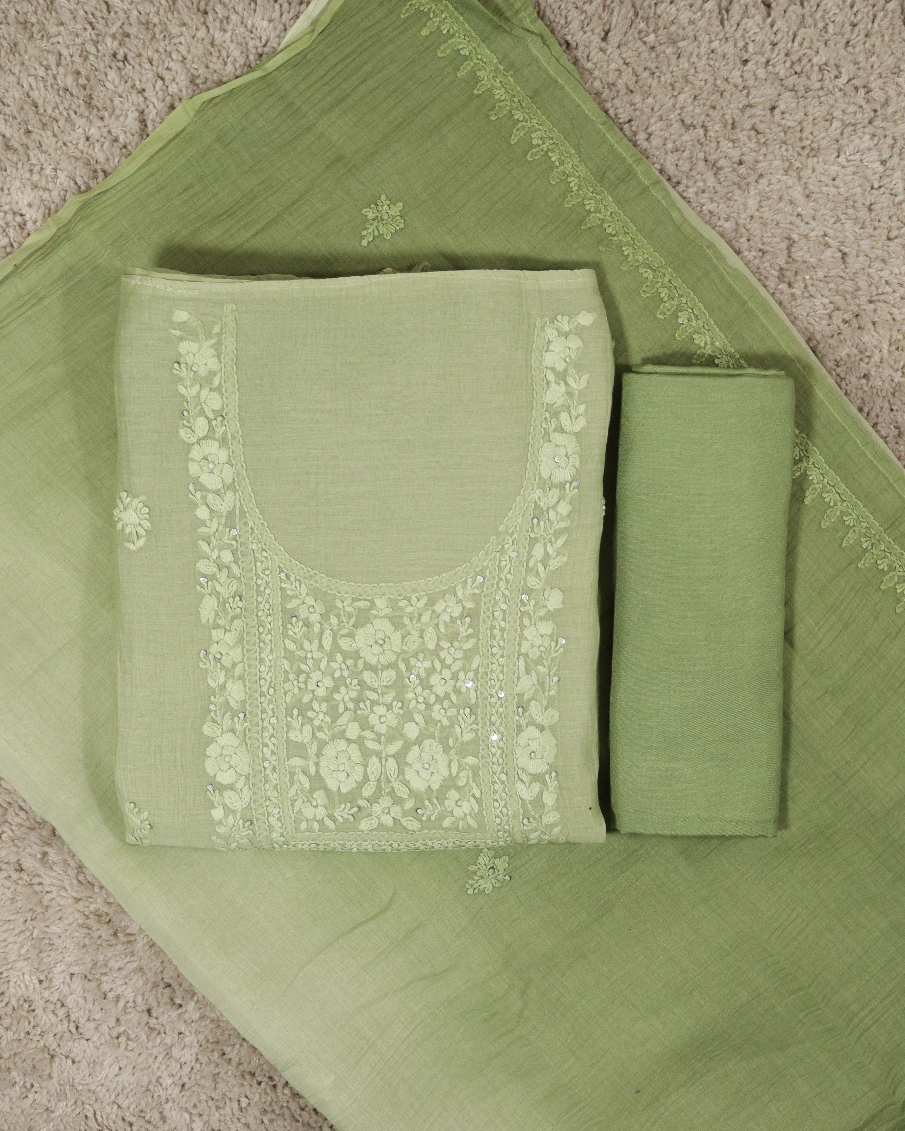 Load image into Gallery viewer, Mul Chanderi Unstitched Suit-7516
