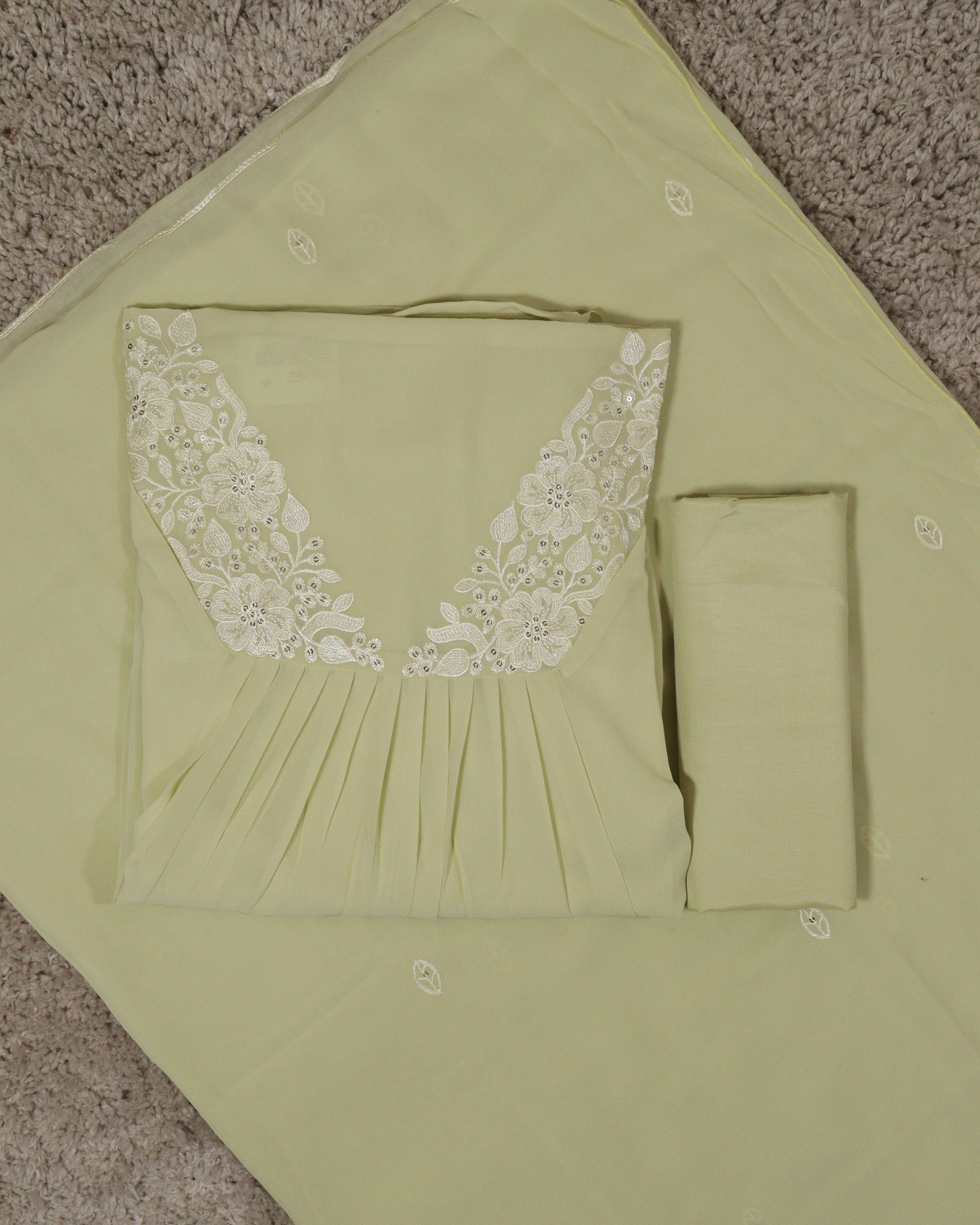 Load image into Gallery viewer, Georgette Semi stitched suit-7317
