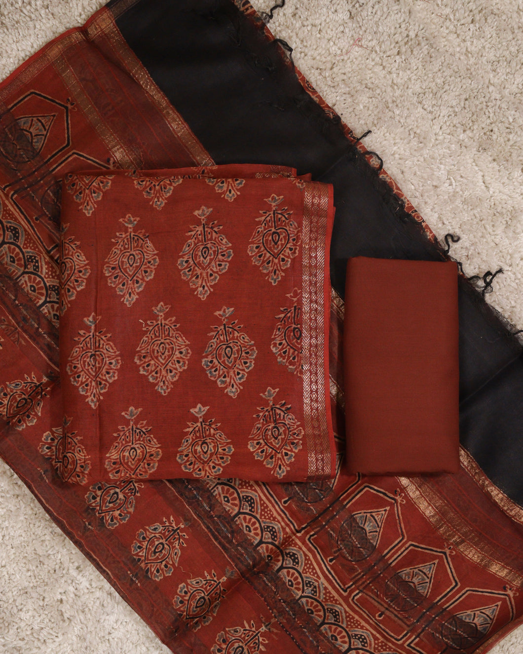 Maheswari silk Unstitched Suit-3235