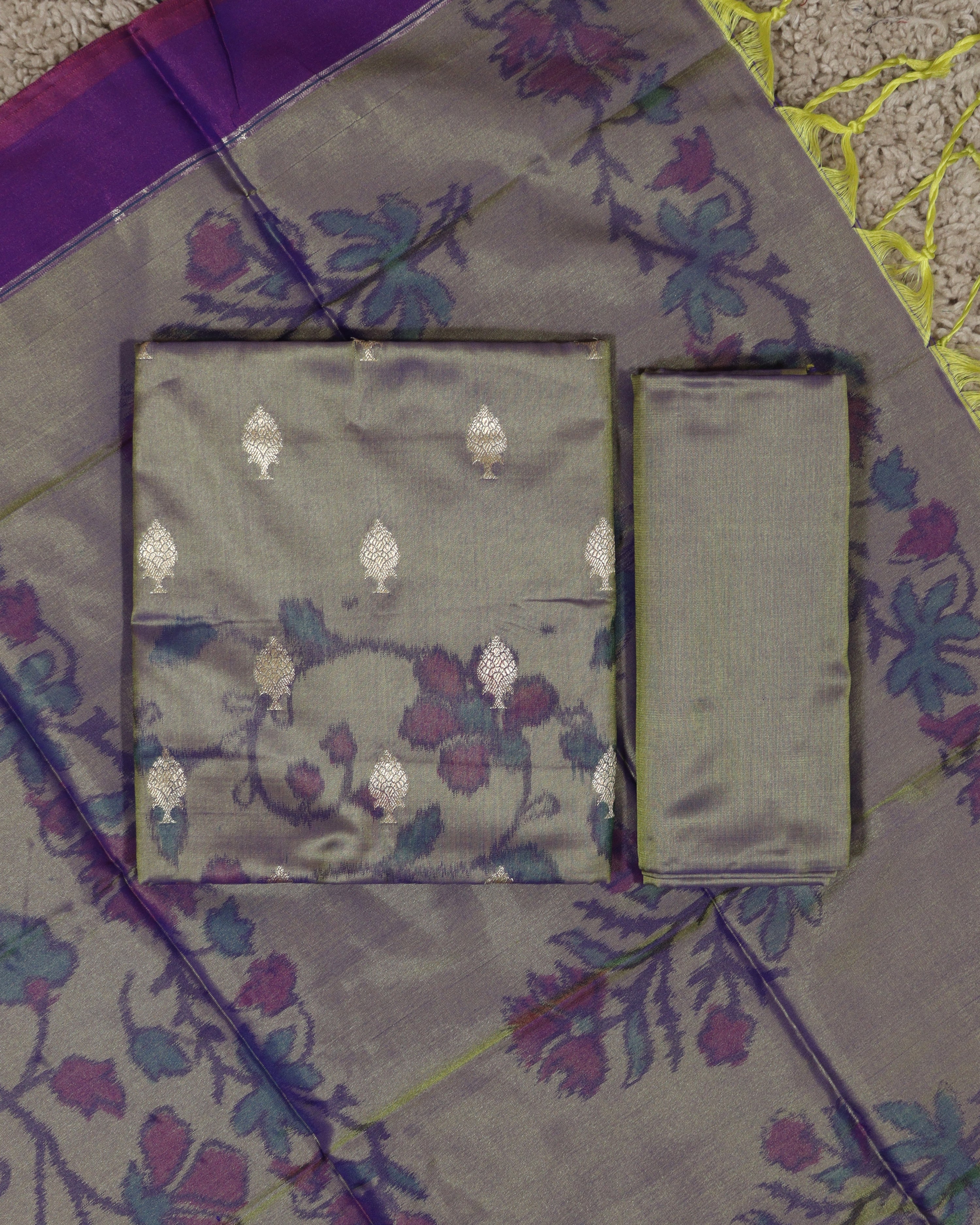 Load image into Gallery viewer, Semi Silk Unstitched Suit-7705
