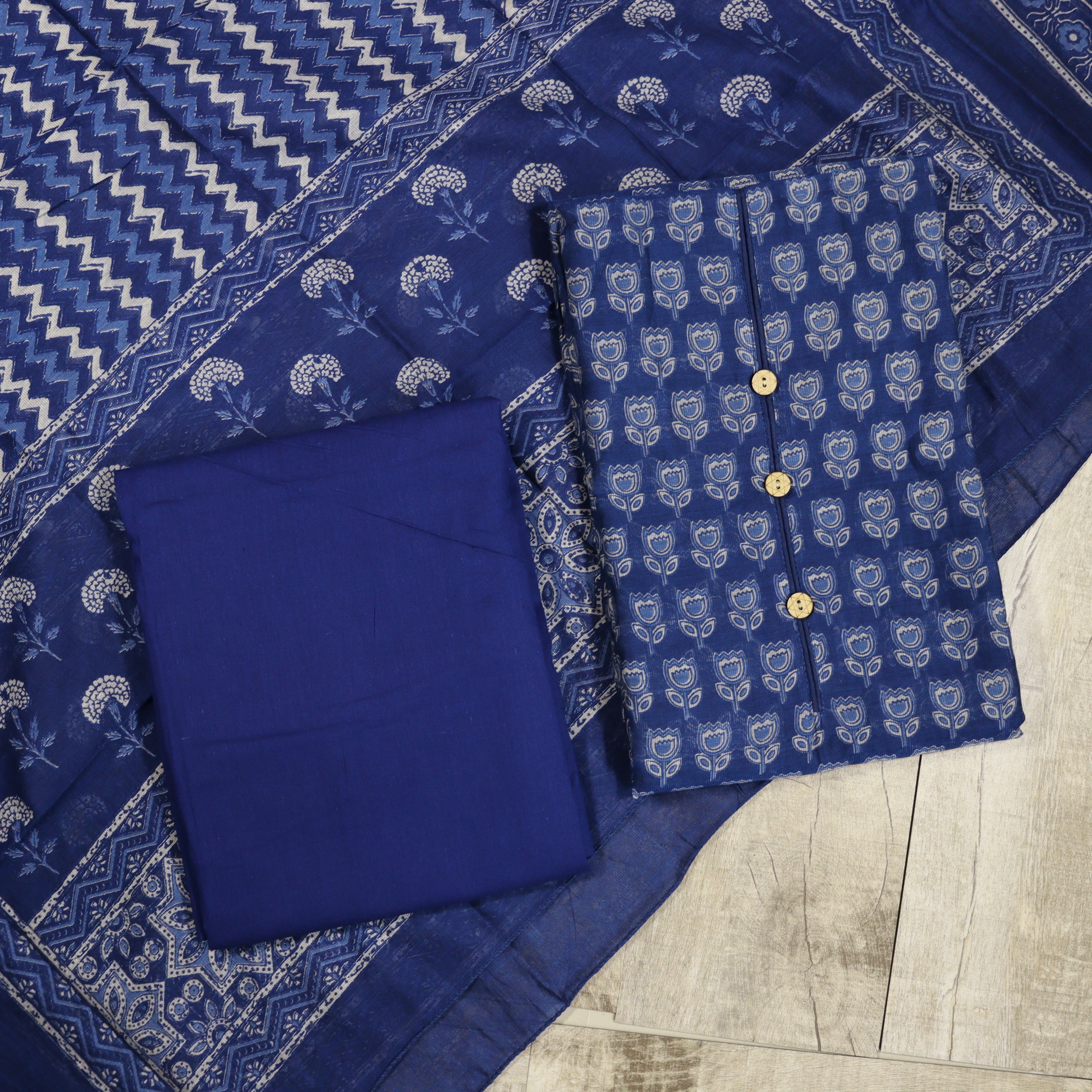 Load image into Gallery viewer, Chanderi Silk And Cotton Blend Unstitched Suit - 3857 (3656)
