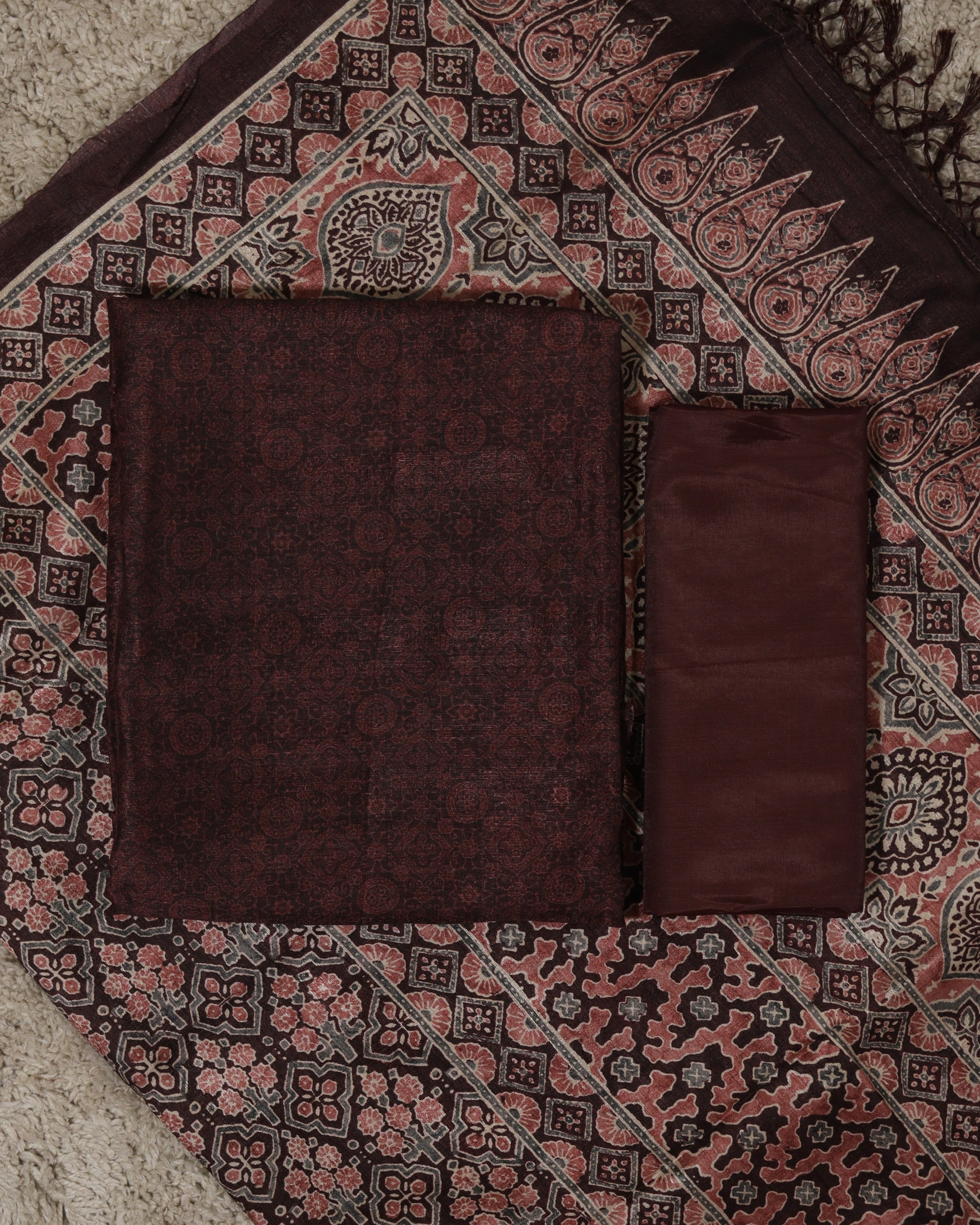 Load image into Gallery viewer, Semi Tusser Silk Unstitched Suit-8237
