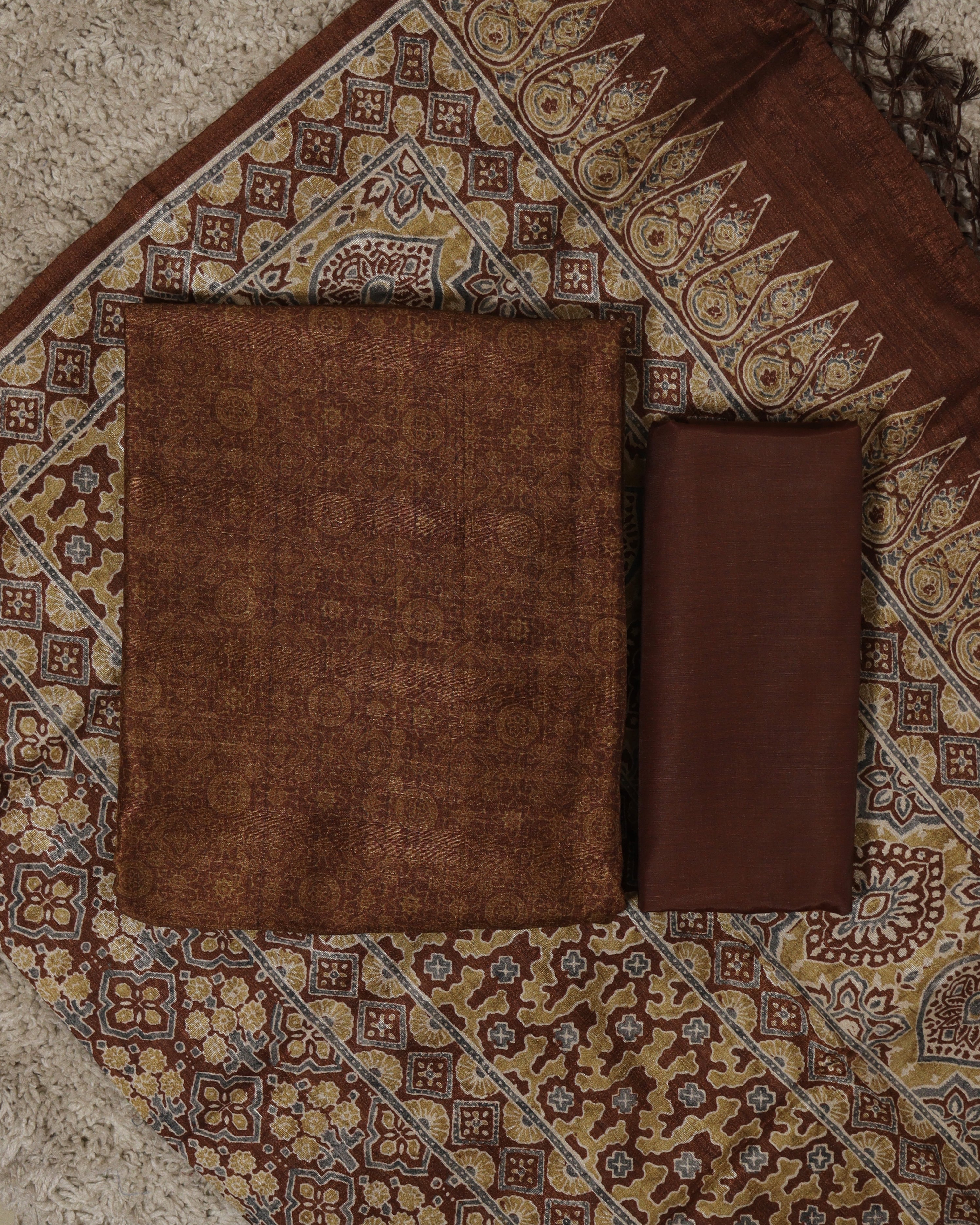 Load image into Gallery viewer, Semi Tusser Silk Unstitched Suit-8237
