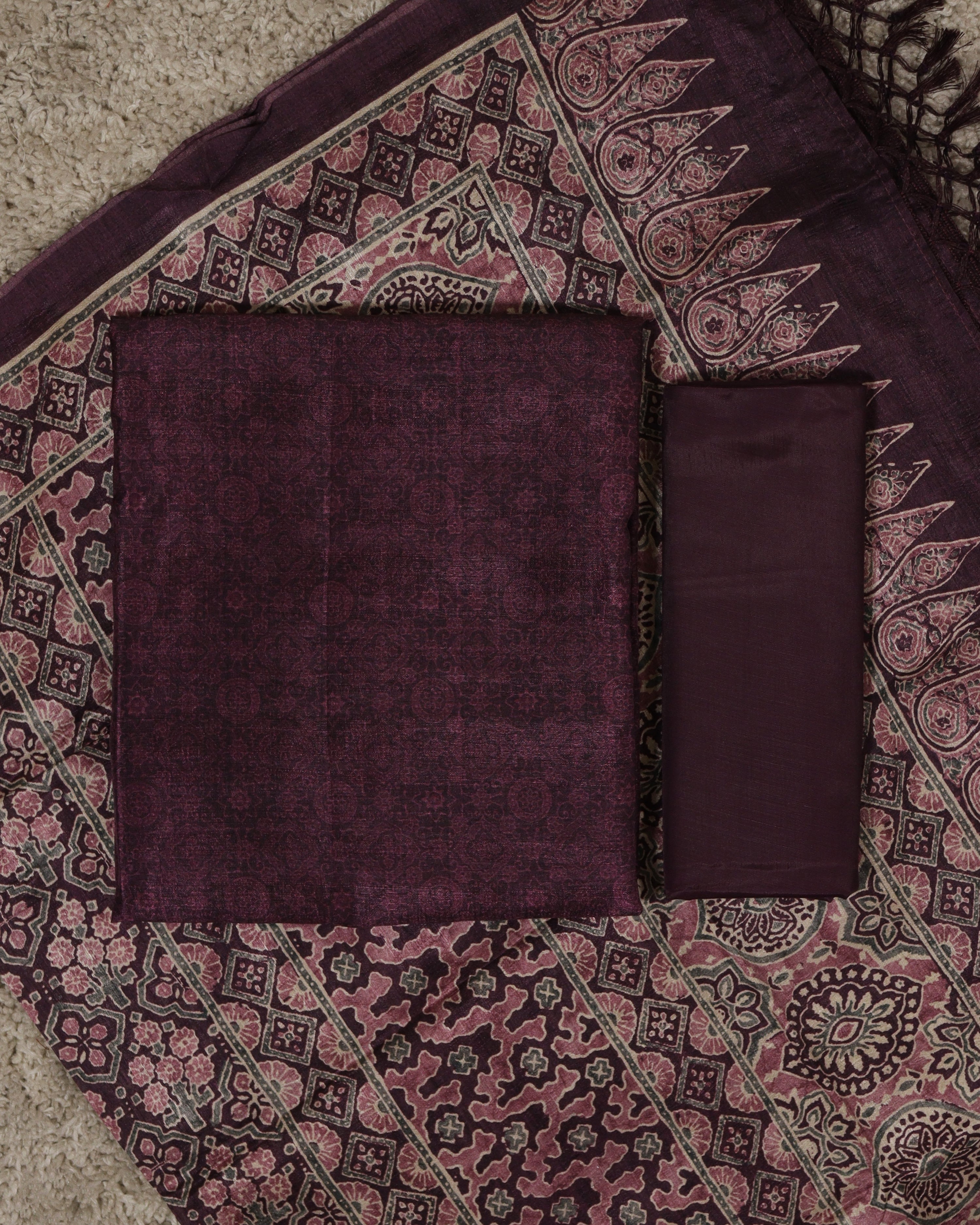 Load image into Gallery viewer, Semi Tusser Silk Unstitched Suit-8237
