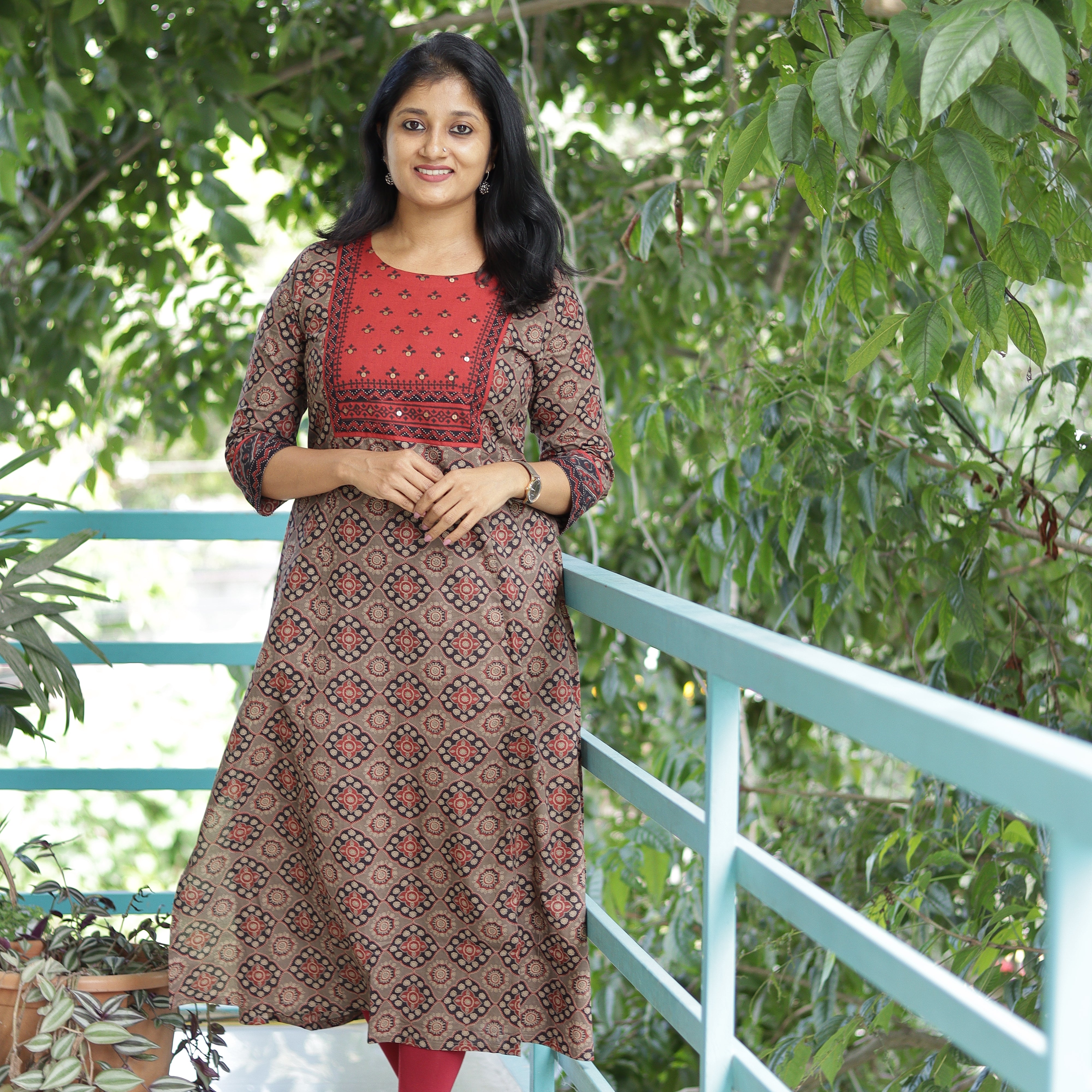 Load image into Gallery viewer, Cotton A-line Kurti - 3562
