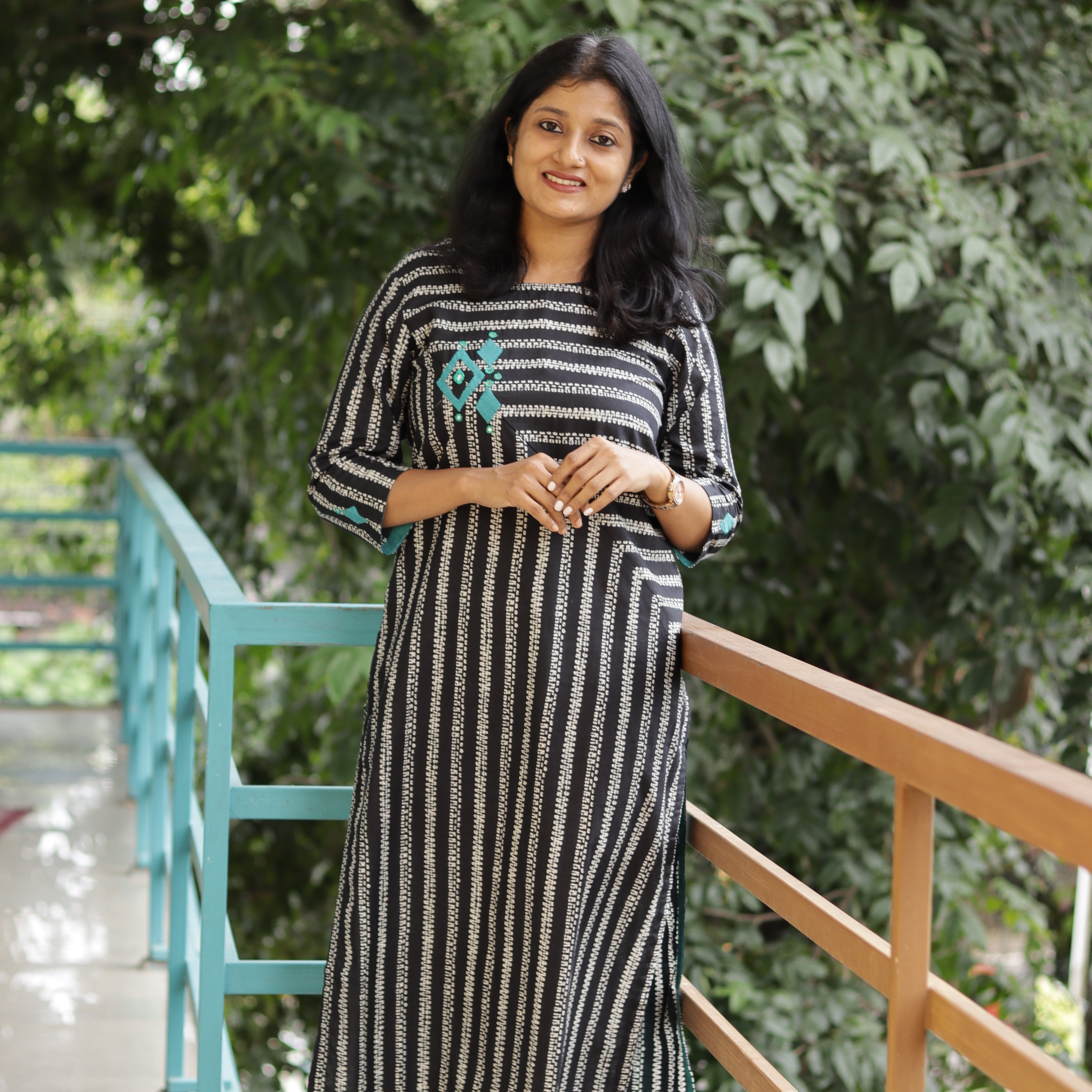 Load image into Gallery viewer, Pure Cotton Striped Kurti - 3730
