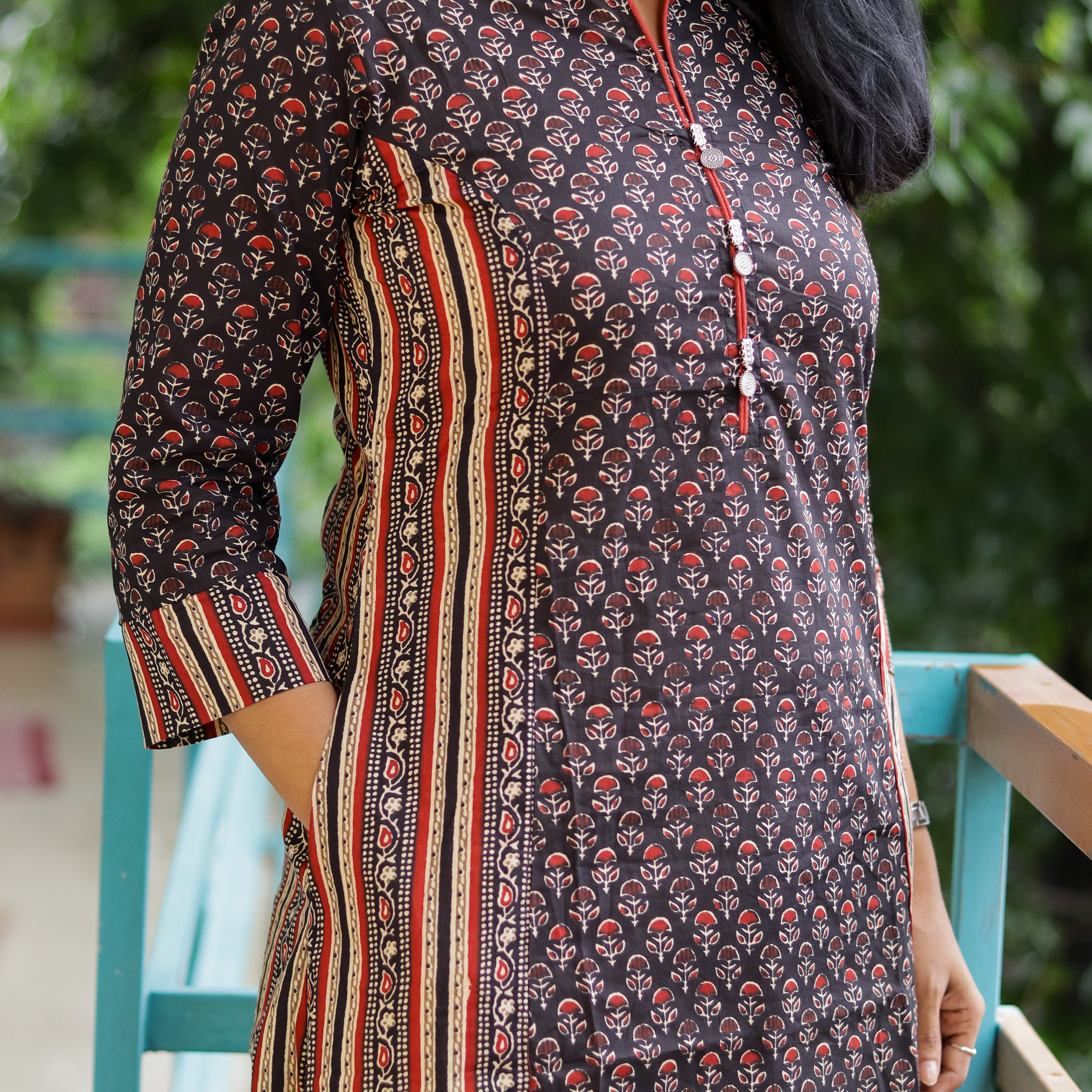 Load image into Gallery viewer, Pure Cotton Collar A-Line Kurti - 3663
