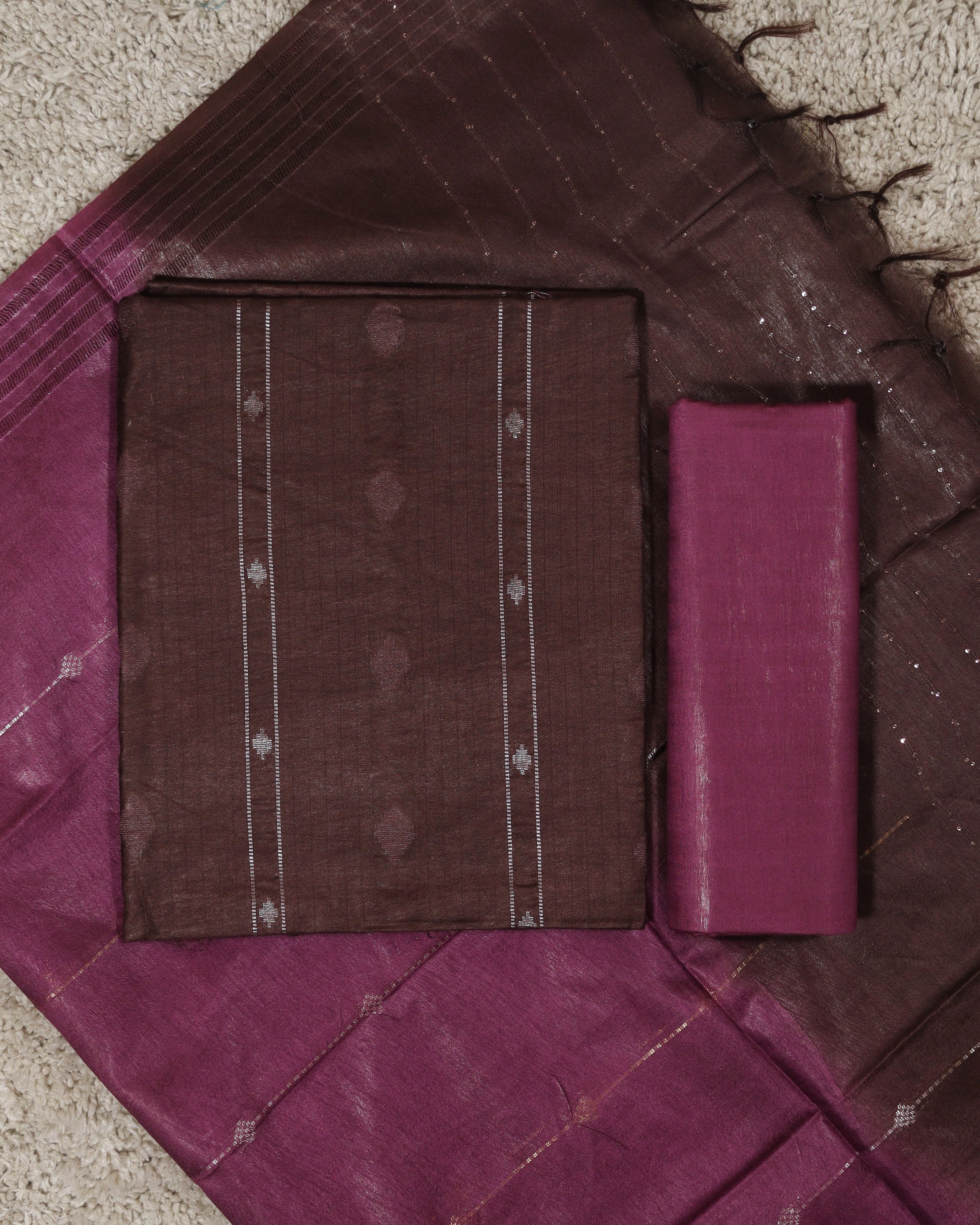Load image into Gallery viewer, Semi Silk Unstitched Suit-8176
