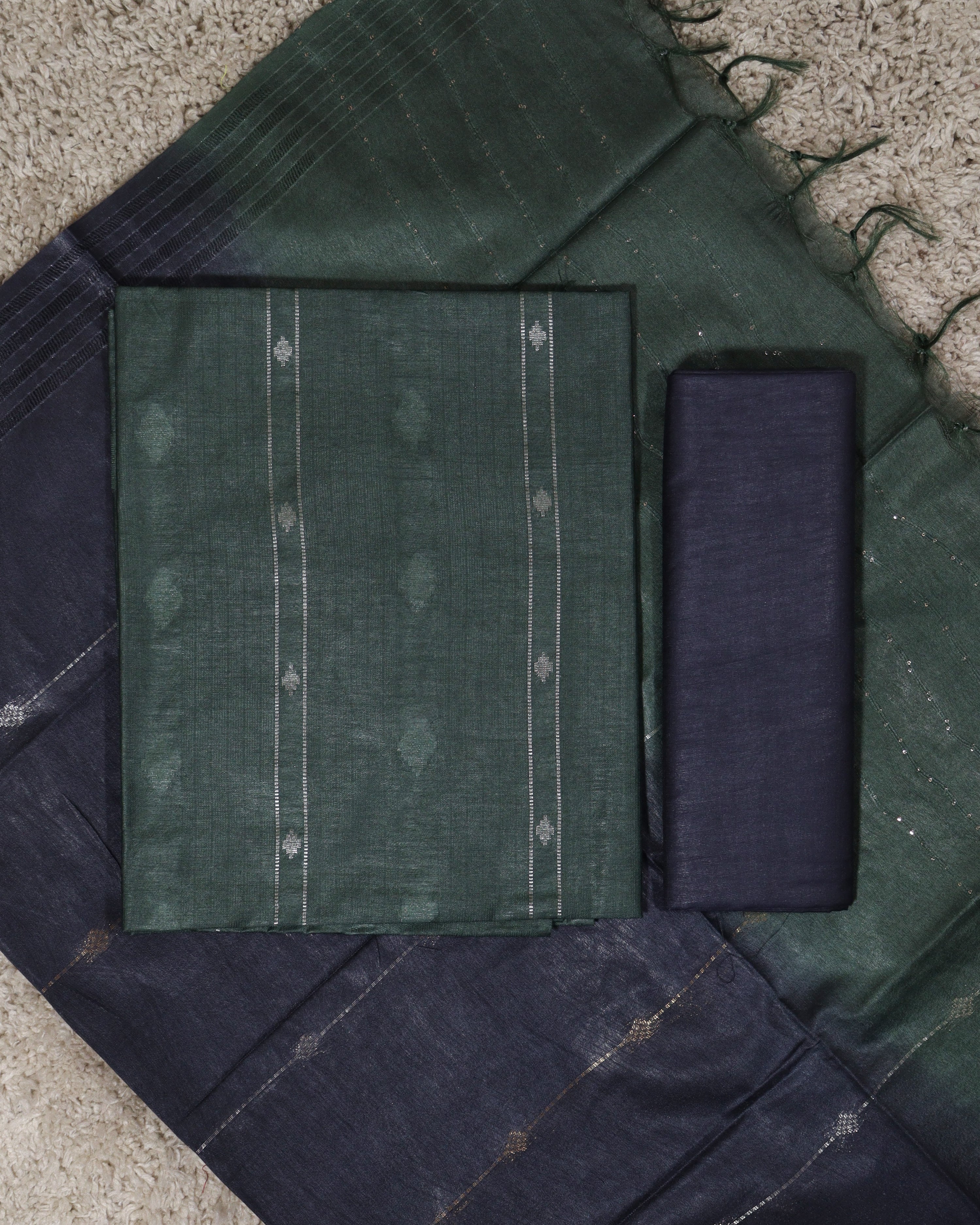 Load image into Gallery viewer, Semi Silk Unstitched Suit-8176
