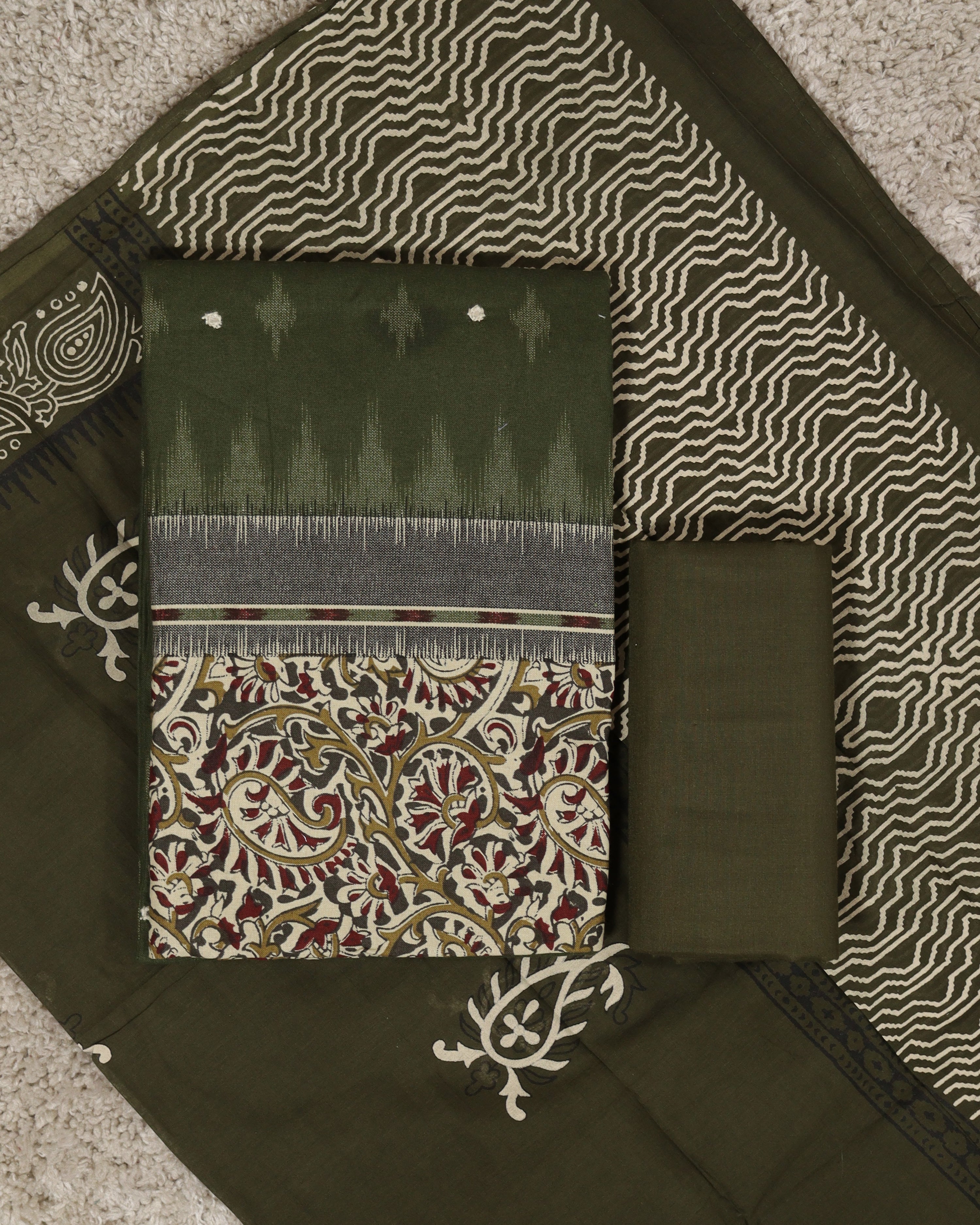 Load image into Gallery viewer, Cotton Unstitched Suit-8559

