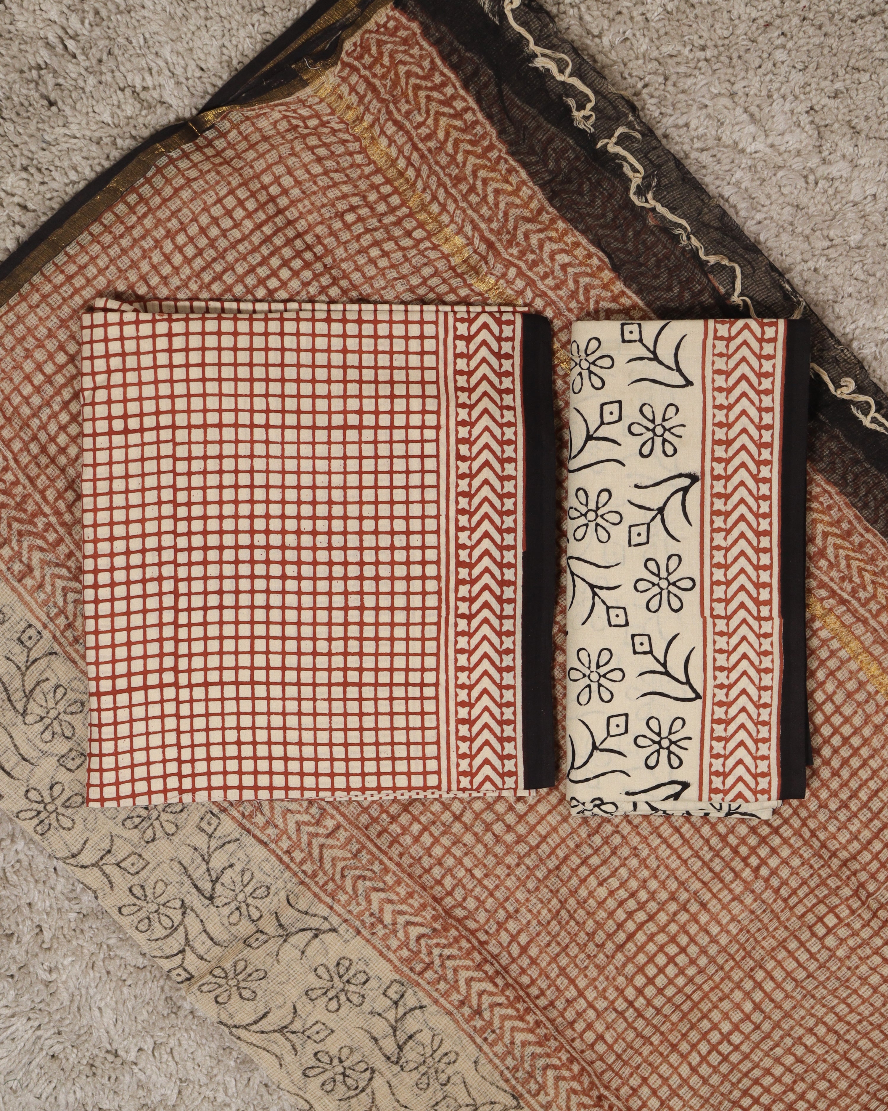 Load image into Gallery viewer, Cotton Unstitched Suit-8665
