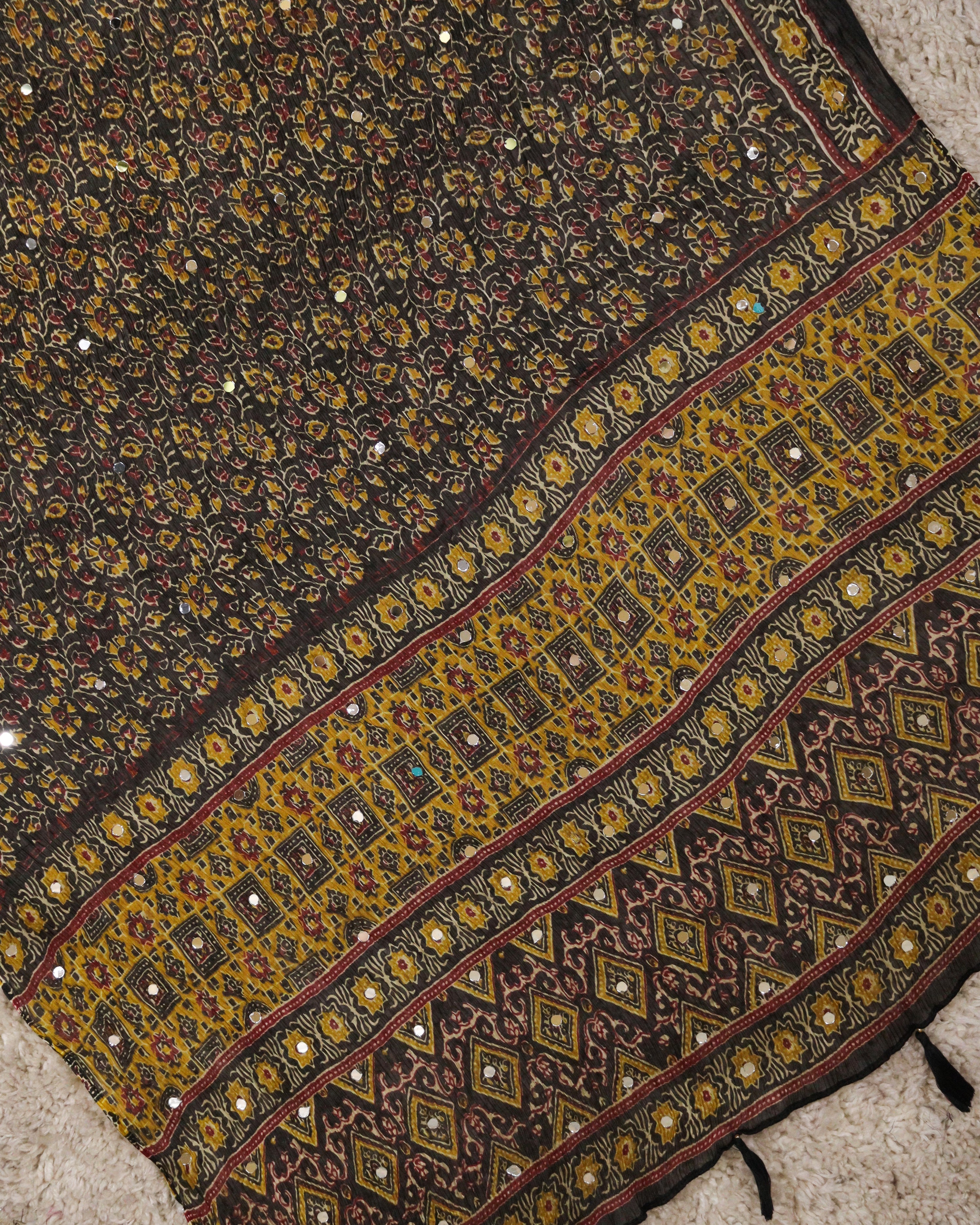 Load image into Gallery viewer, Chiffon Dupatta-4302
