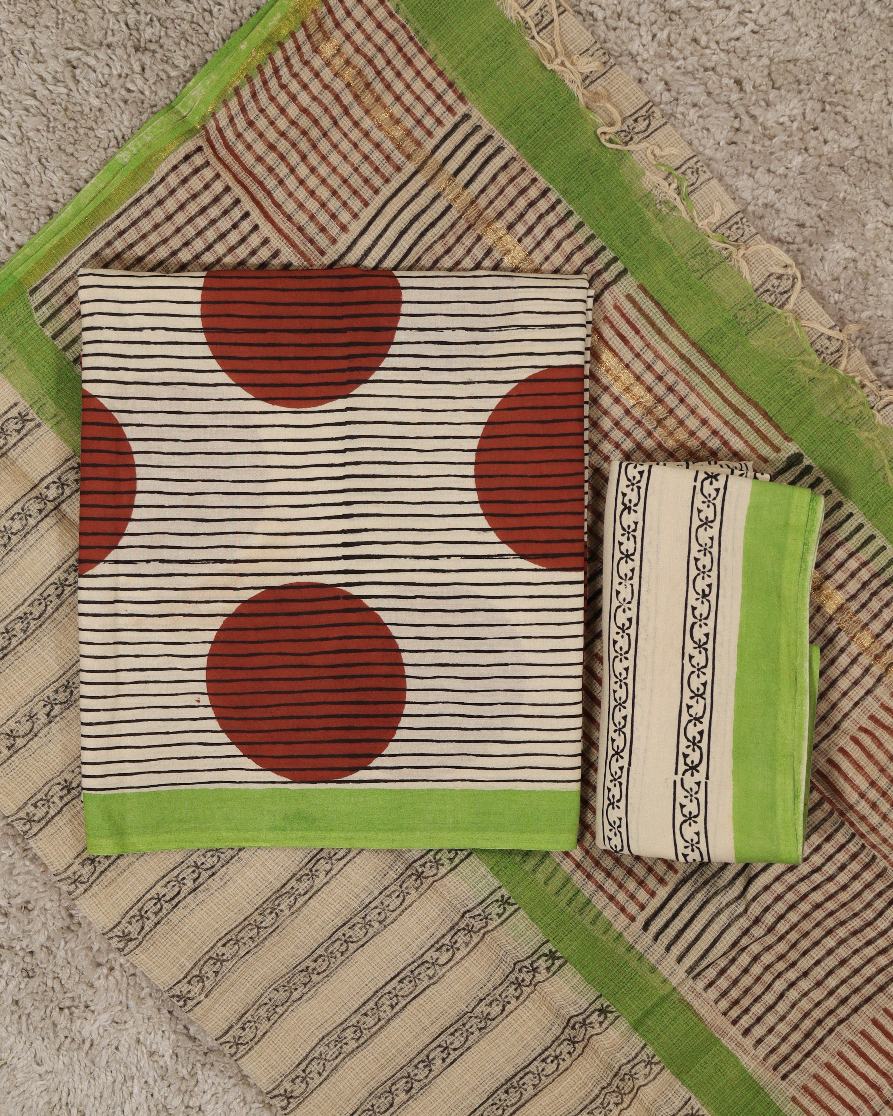 Load image into Gallery viewer, Cotton Unstitched Suit-8665
