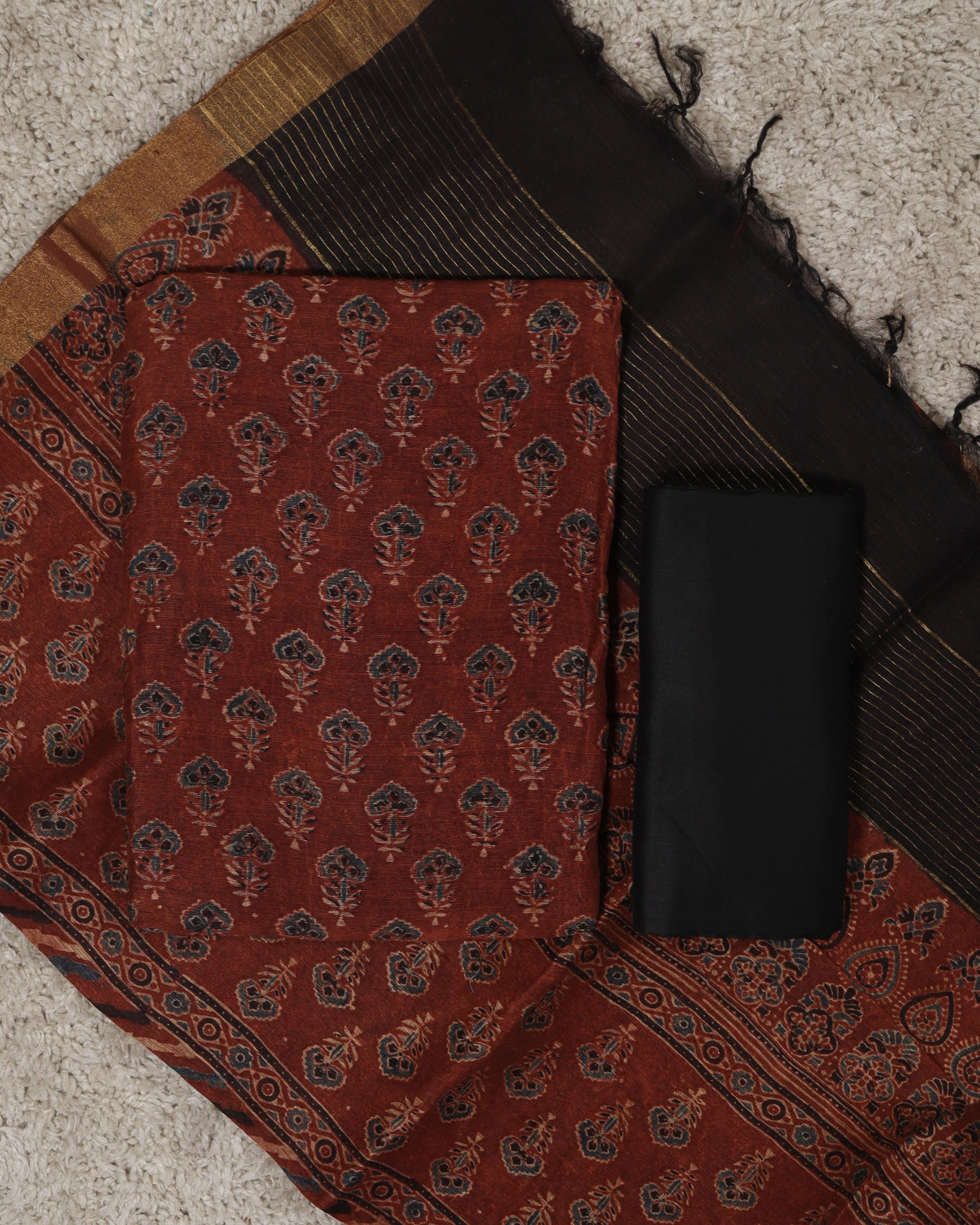 Load image into Gallery viewer, Linen Silk Unstitched Suit-8436
