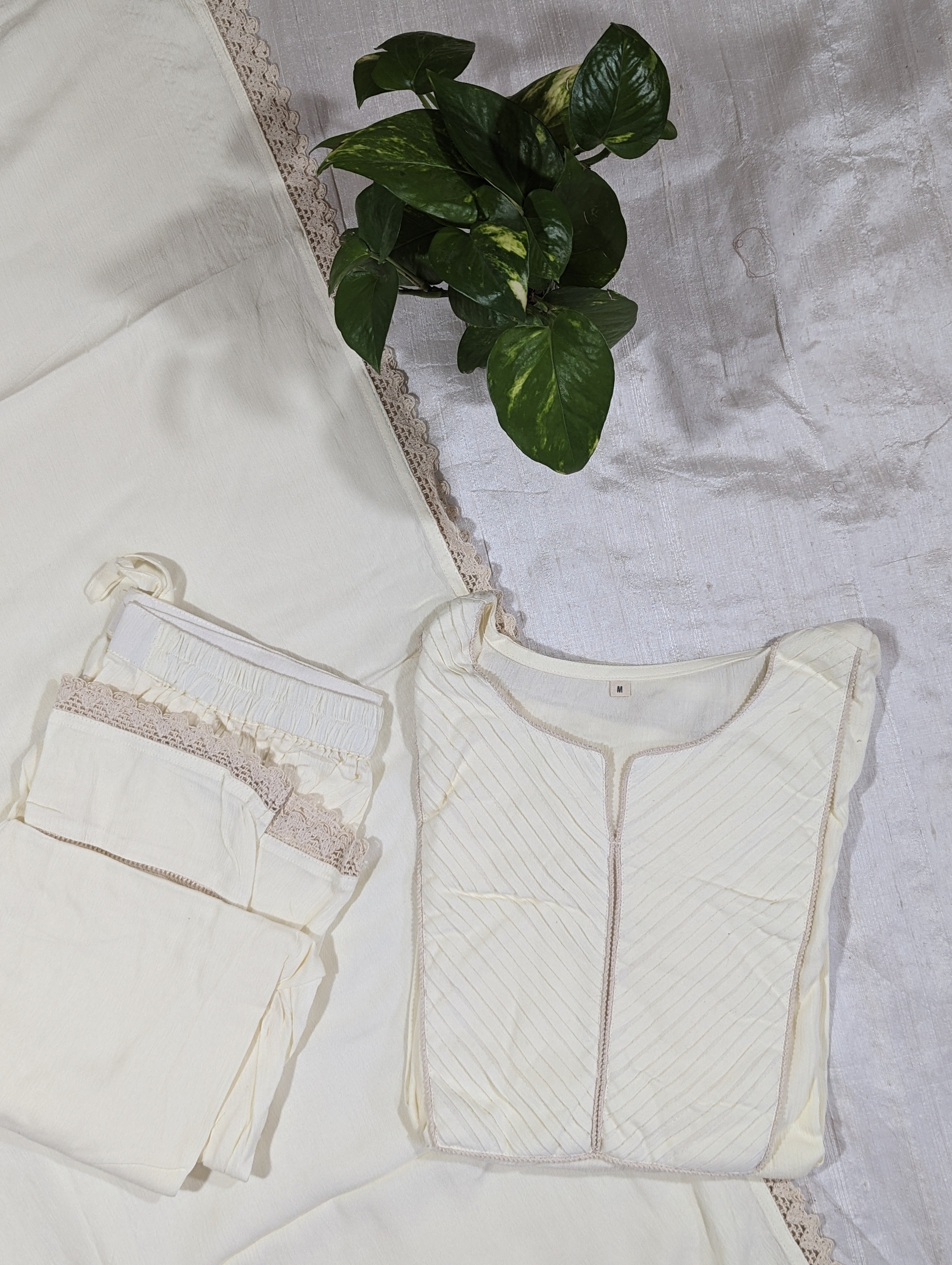 Load image into Gallery viewer, Crushed Cotton Kurti Set-2468
