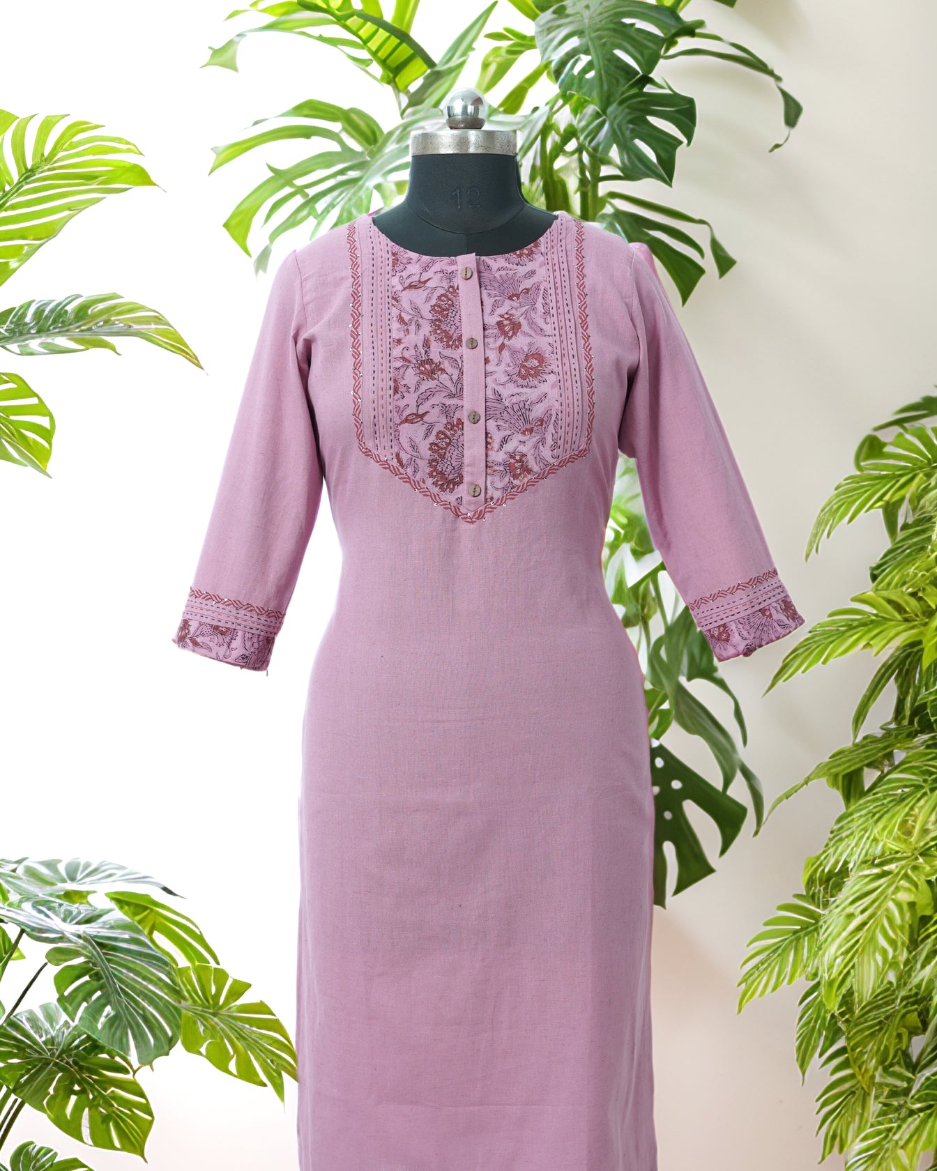 Load image into Gallery viewer, Pure Cotton Slitted Kurti-00343
