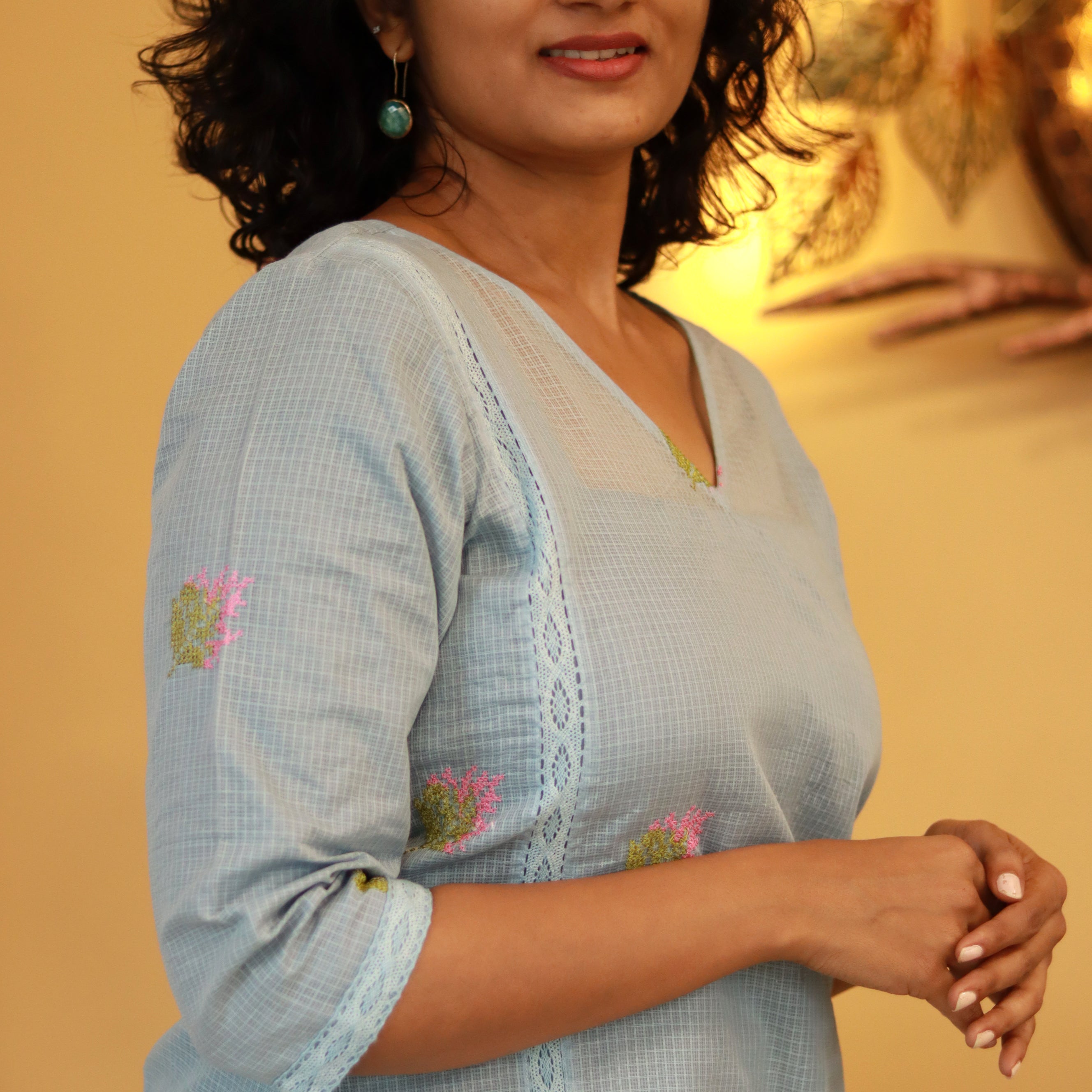 Load image into Gallery viewer, Blue Net Cotta Stitched Suit
