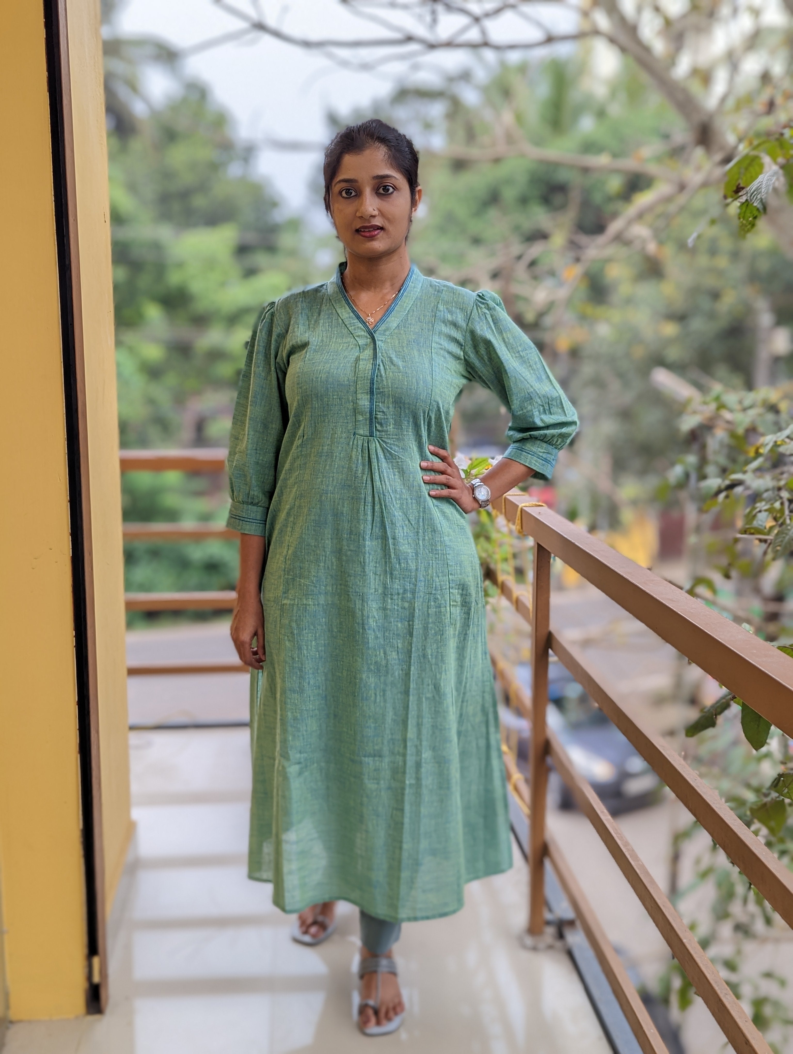Load image into Gallery viewer, Green Handloom Cotton Designer Wear Kurti
