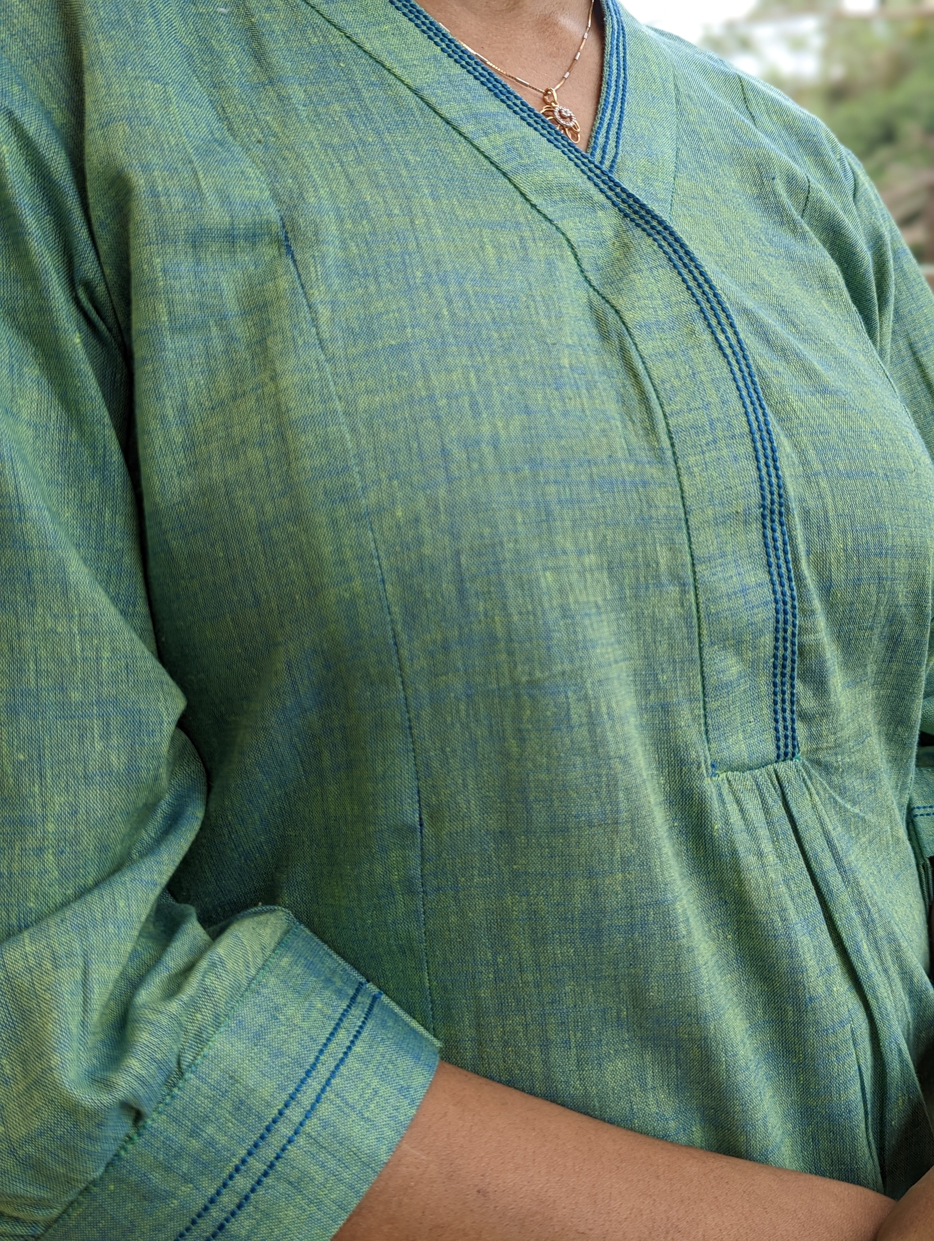 Load image into Gallery viewer, Green Handloom Cotton Designer Wear Kurti
