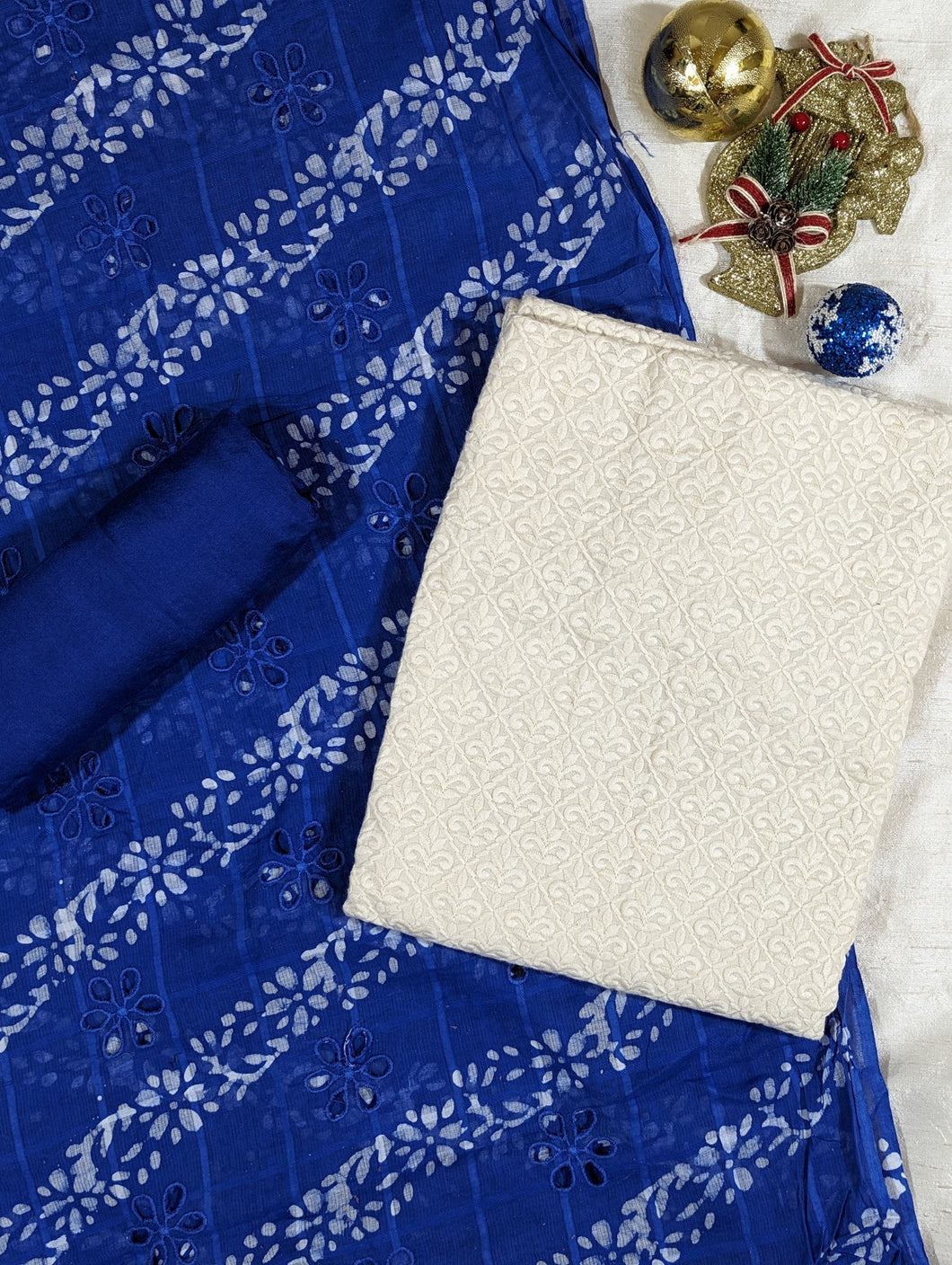 Royal Blue Pure Cotton Unstitched Suits - 2890